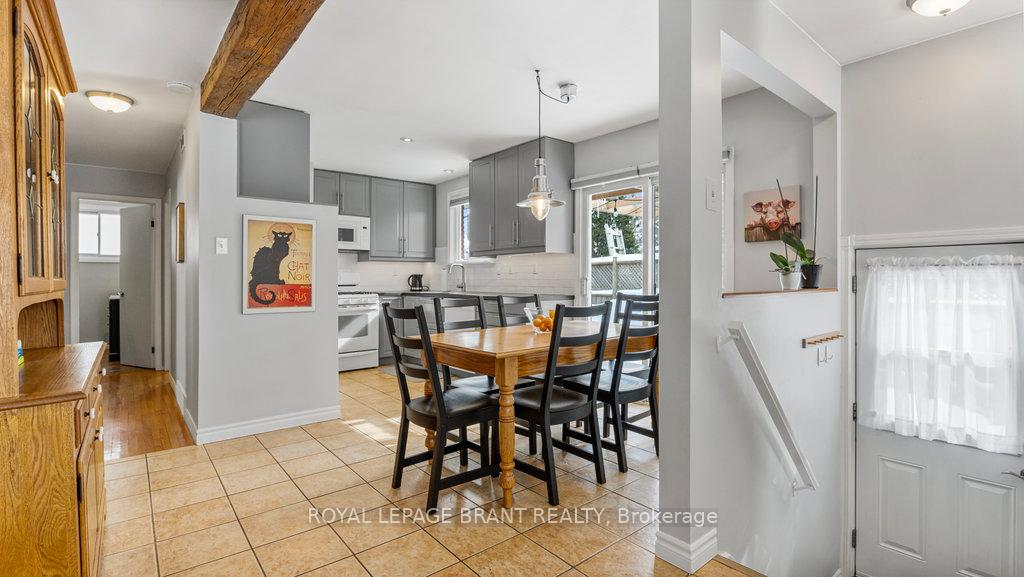 Photo 7 of 209 San Francisco Avenue, Hamilton, Mountview — HOMEH