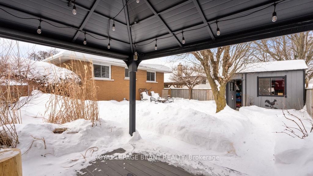 Photo 33 of 209 San Francisco Avenue, Hamilton, Mountview — HOMEH