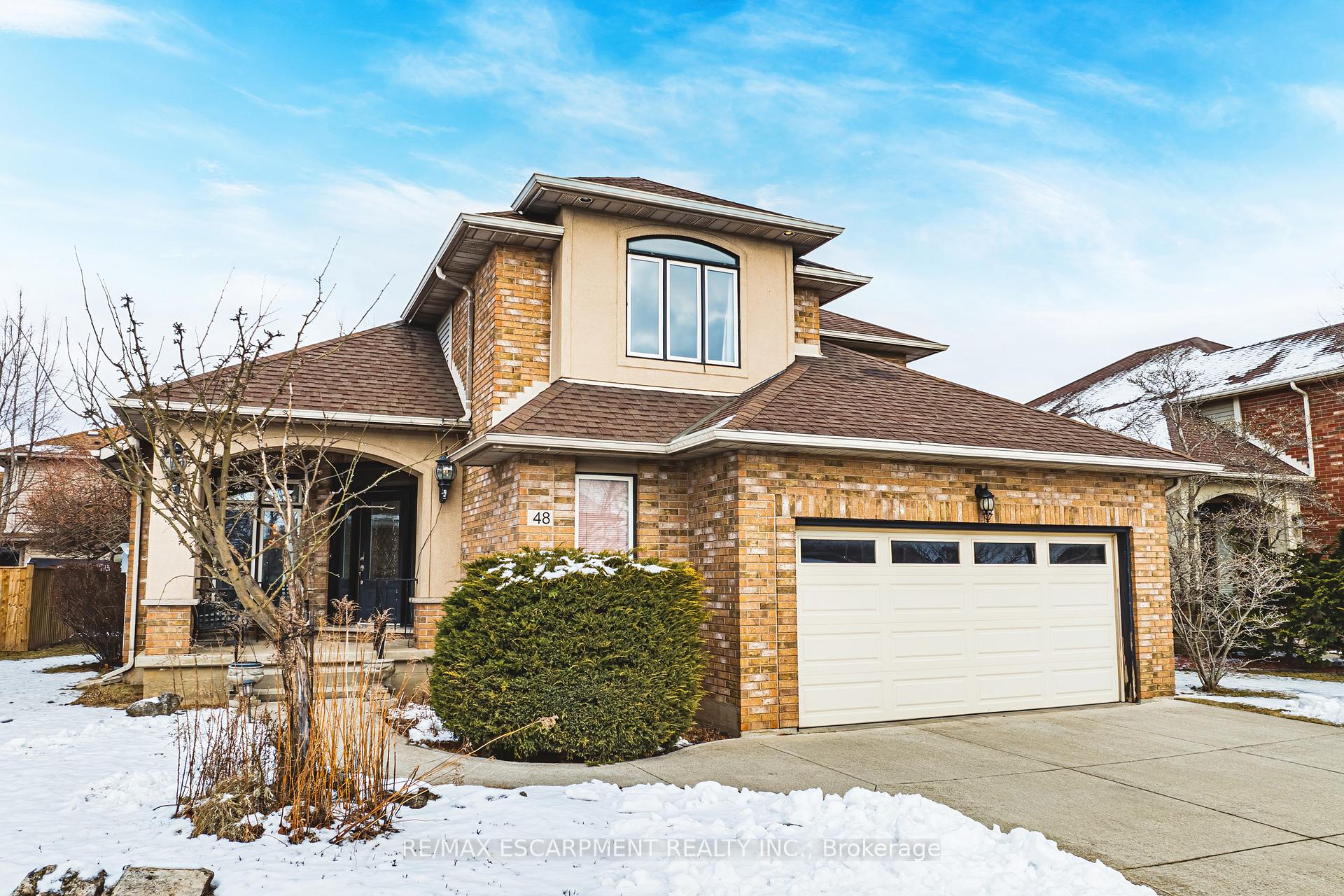 Photo 2 of 48 Riviera Ridge, Hamilton, Winona Park — HOMEH