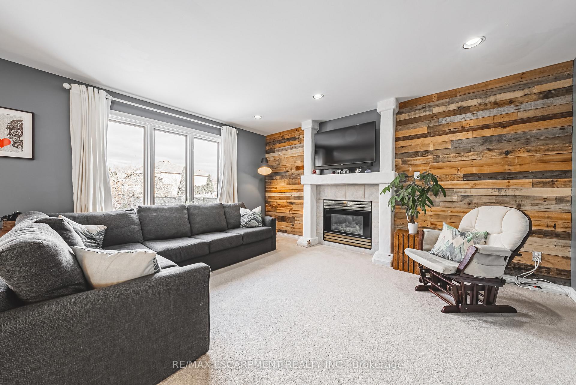 Photo 5 of 48 Riviera Ridge, Hamilton, Winona Park — HOMEH