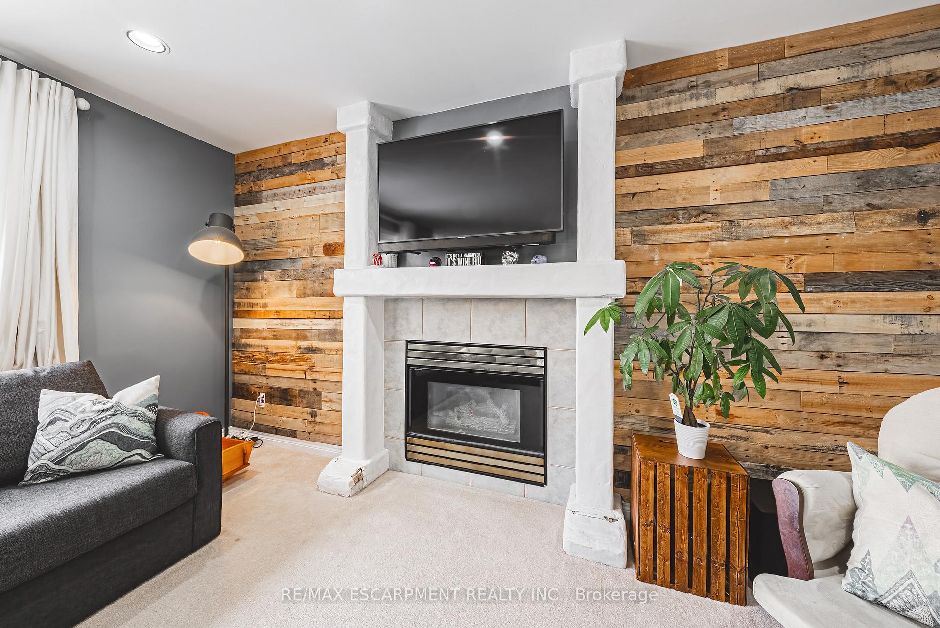 Photo 6 of 48 Riviera Ridge, Hamilton, Winona Park — HOMEH