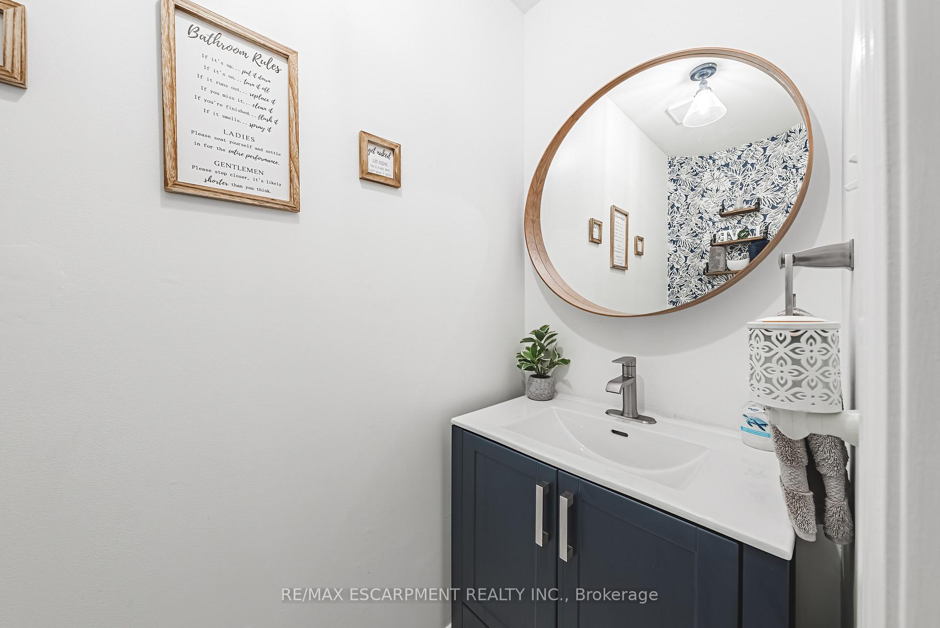 Photo 20 of 48 Riviera Ridge, Hamilton, Winona Park — HOMEH