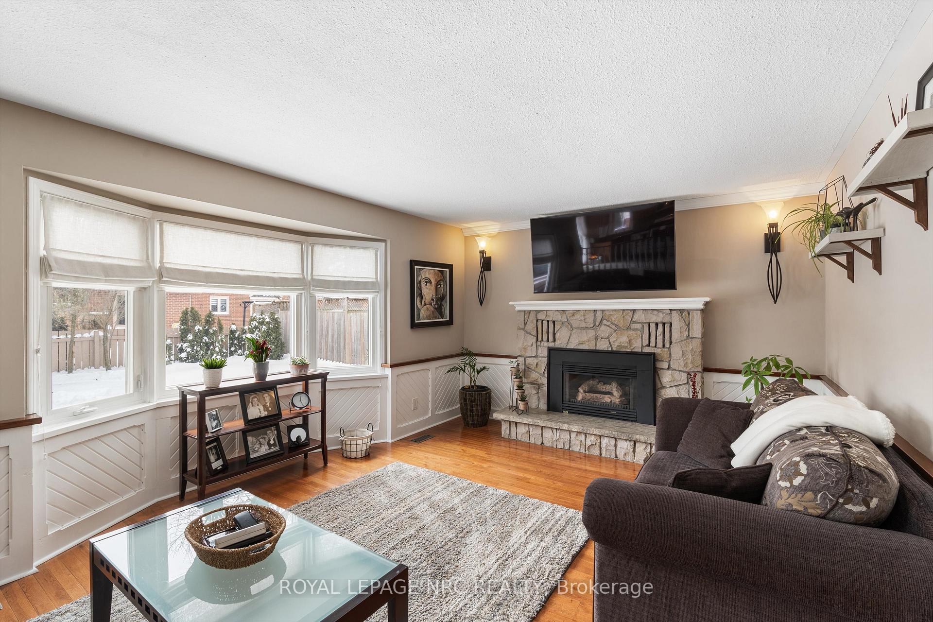 Photo 12 of 39 Cole Farm Boulevard, St. Catharines, Port Dalhousie — HOMEH