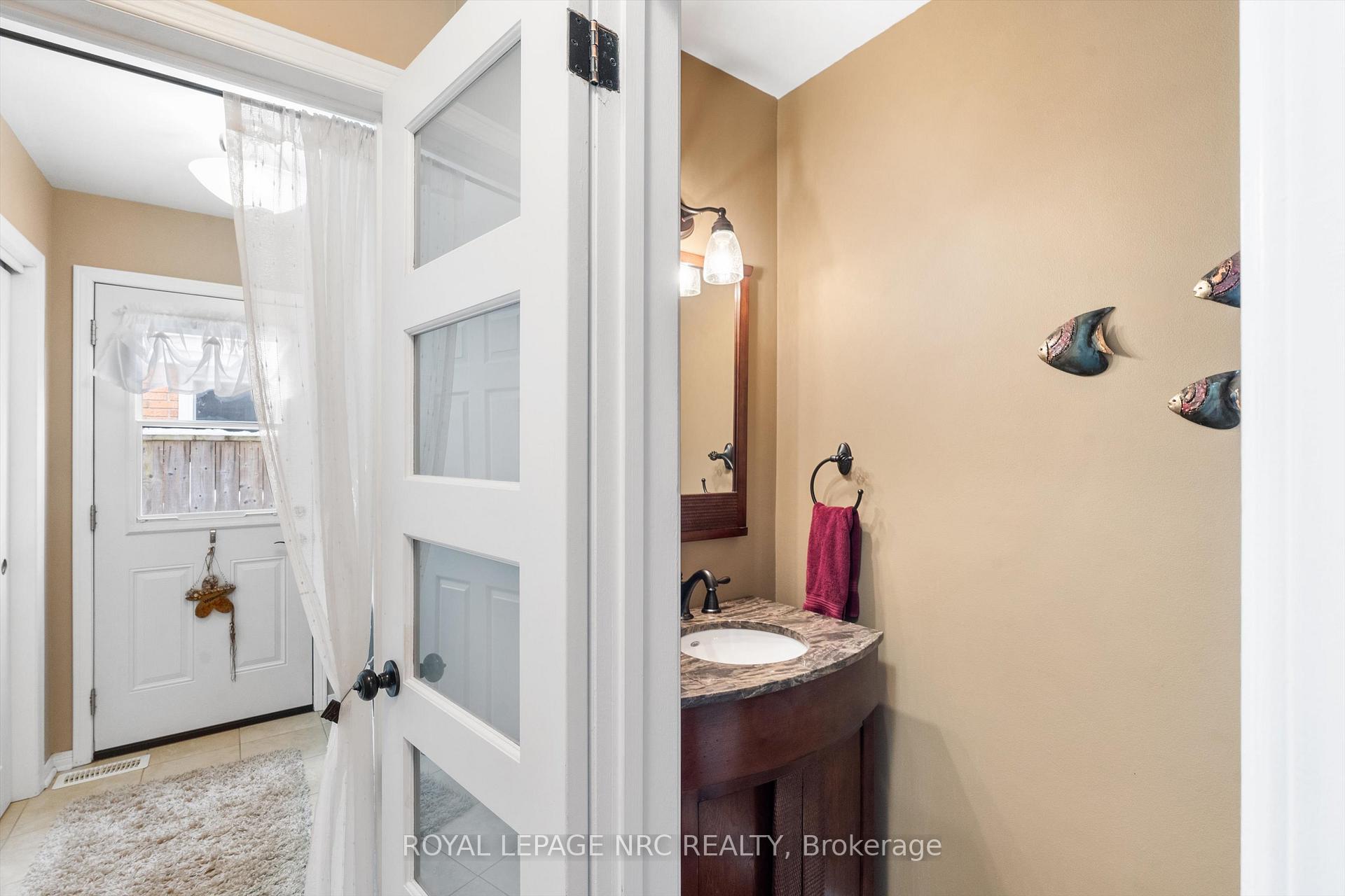Photo 15 of 39 Cole Farm Boulevard, St. Catharines, Port Dalhousie — HOMEH
