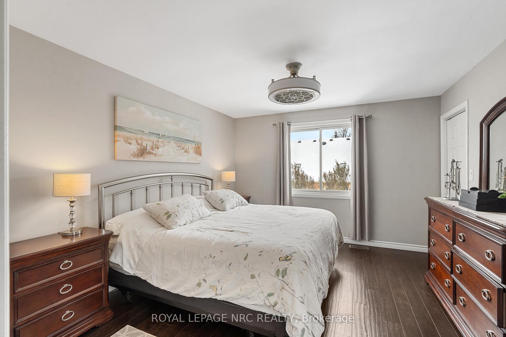 Photo 17 of 39 Cole Farm Boulevard, St. Catharines, Port Dalhousie — HOMEH