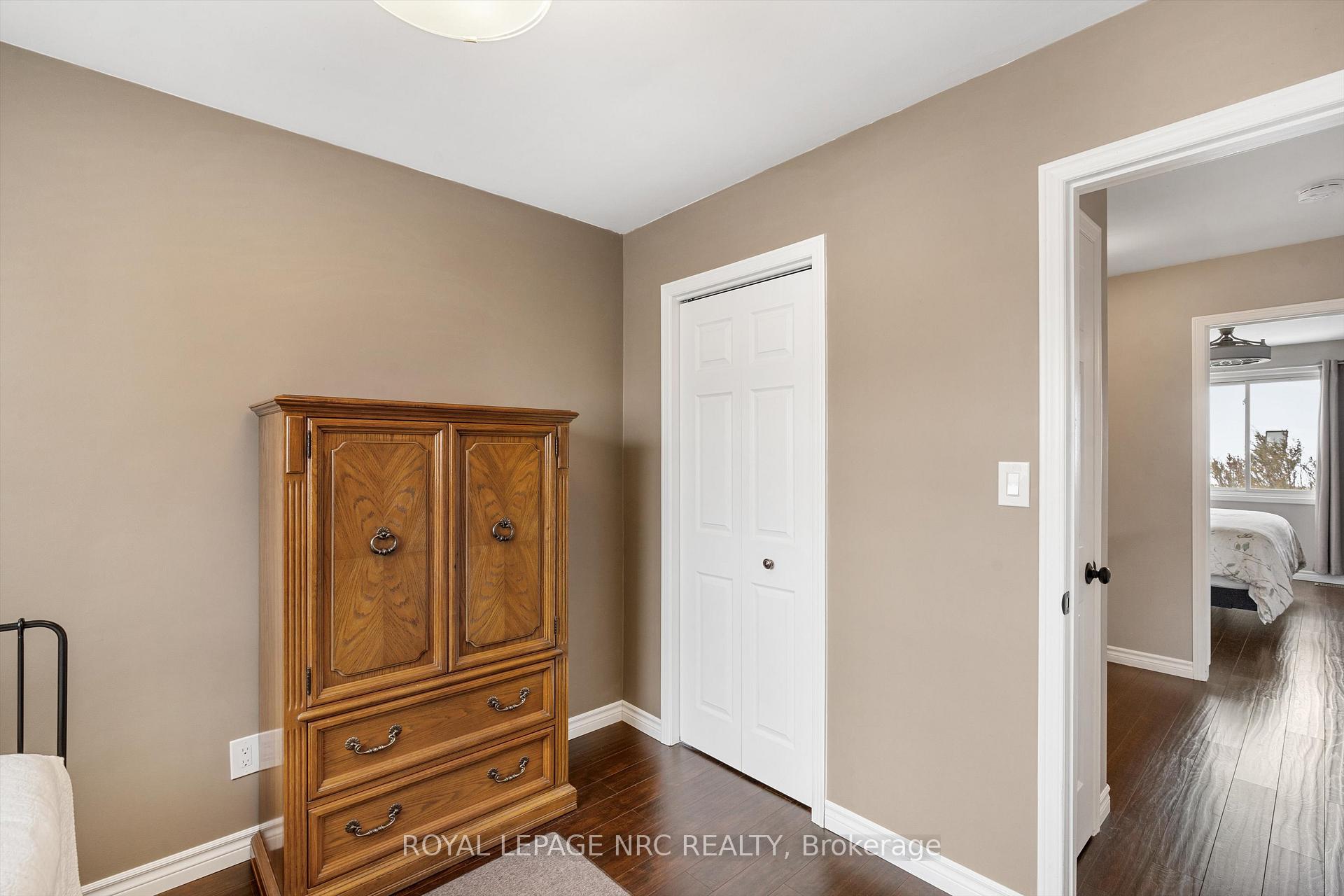 Photo 25 of 39 Cole Farm Boulevard, St. Catharines, Port Dalhousie — HOMEH