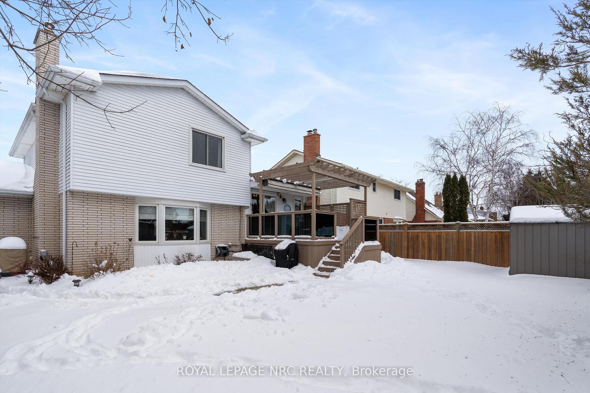Photo 33 of 39 Cole Farm Boulevard, St. Catharines, Port Dalhousie — HOMEH