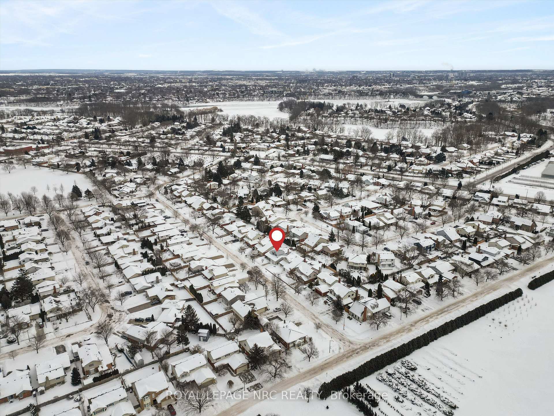 Photo 36 of 39 Cole Farm Boulevard, St. Catharines, Port Dalhousie — HOMEH