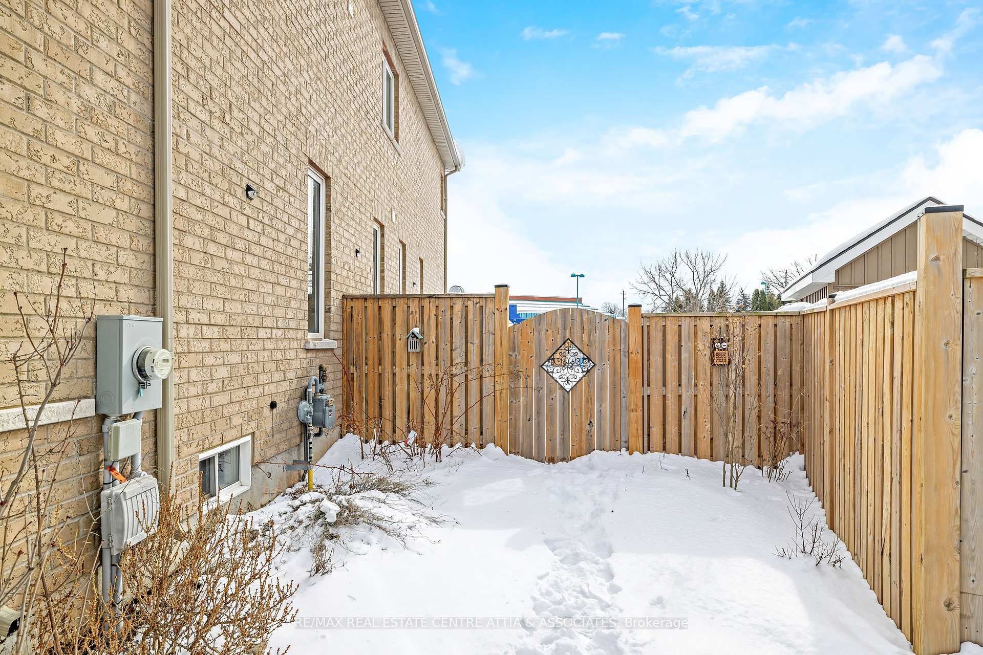 Photo 74 of 104 Narbonne Crescent, Hamilton, Stoney Creek Mountain — HOMEH