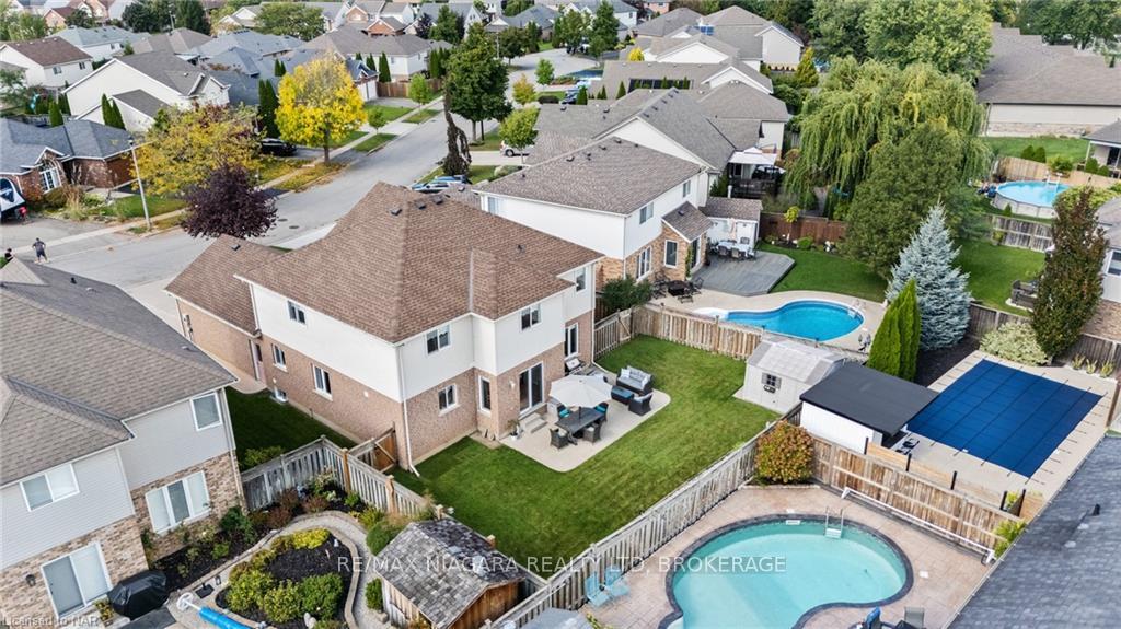 Photo 4 of 31 Graves Crescent, St. Catharines, Rykert/Vansickle — HOMEH