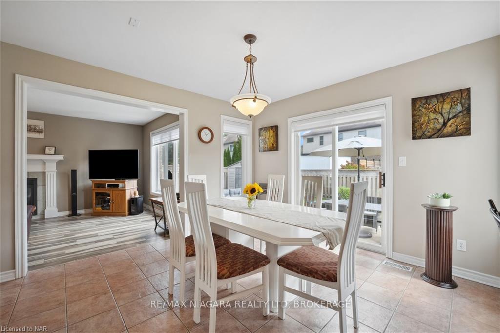 Photo 12 of 31 Graves Crescent, St. Catharines, Rykert/Vansickle — HOMEH