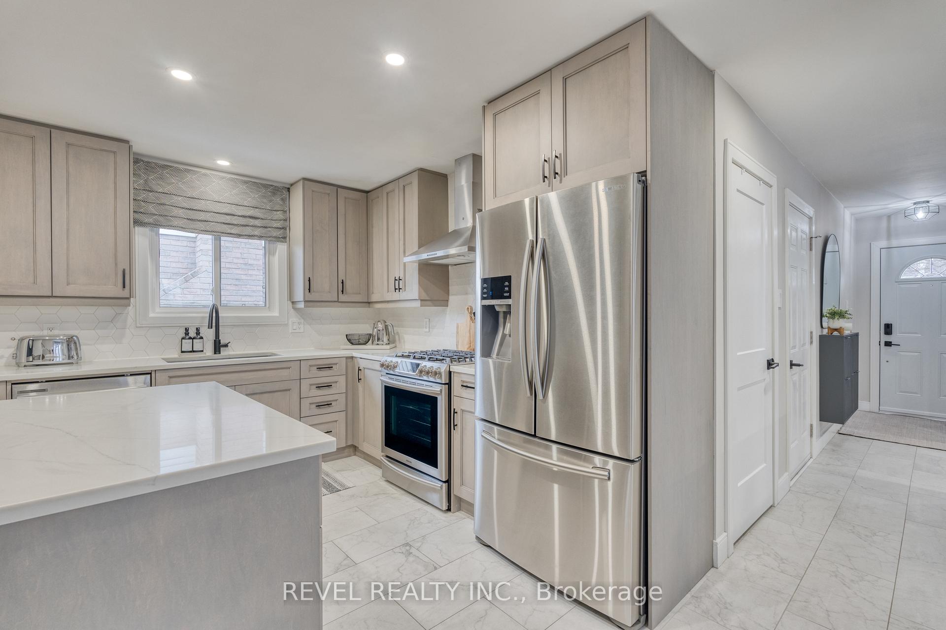 Photo 15 of 5 Ventura Drive, Hamilton, Stoney Creek Mountain — HOMEH