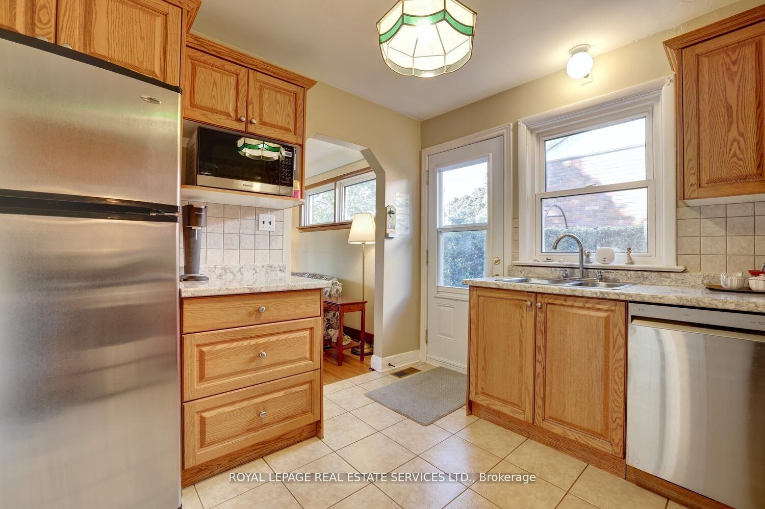 Photo 10 of 167 West 18th Street, Hamilton, Buchanan — HOMEH