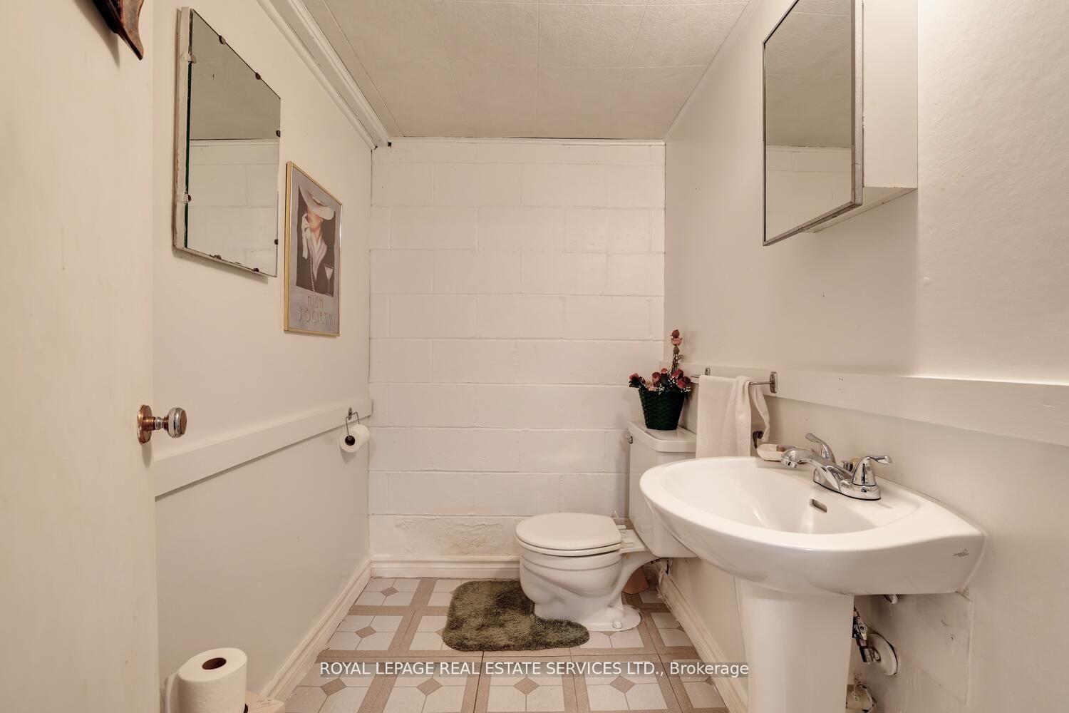 Photo 70 of 167 West 18th Street, Hamilton, Buchanan — HOMEH