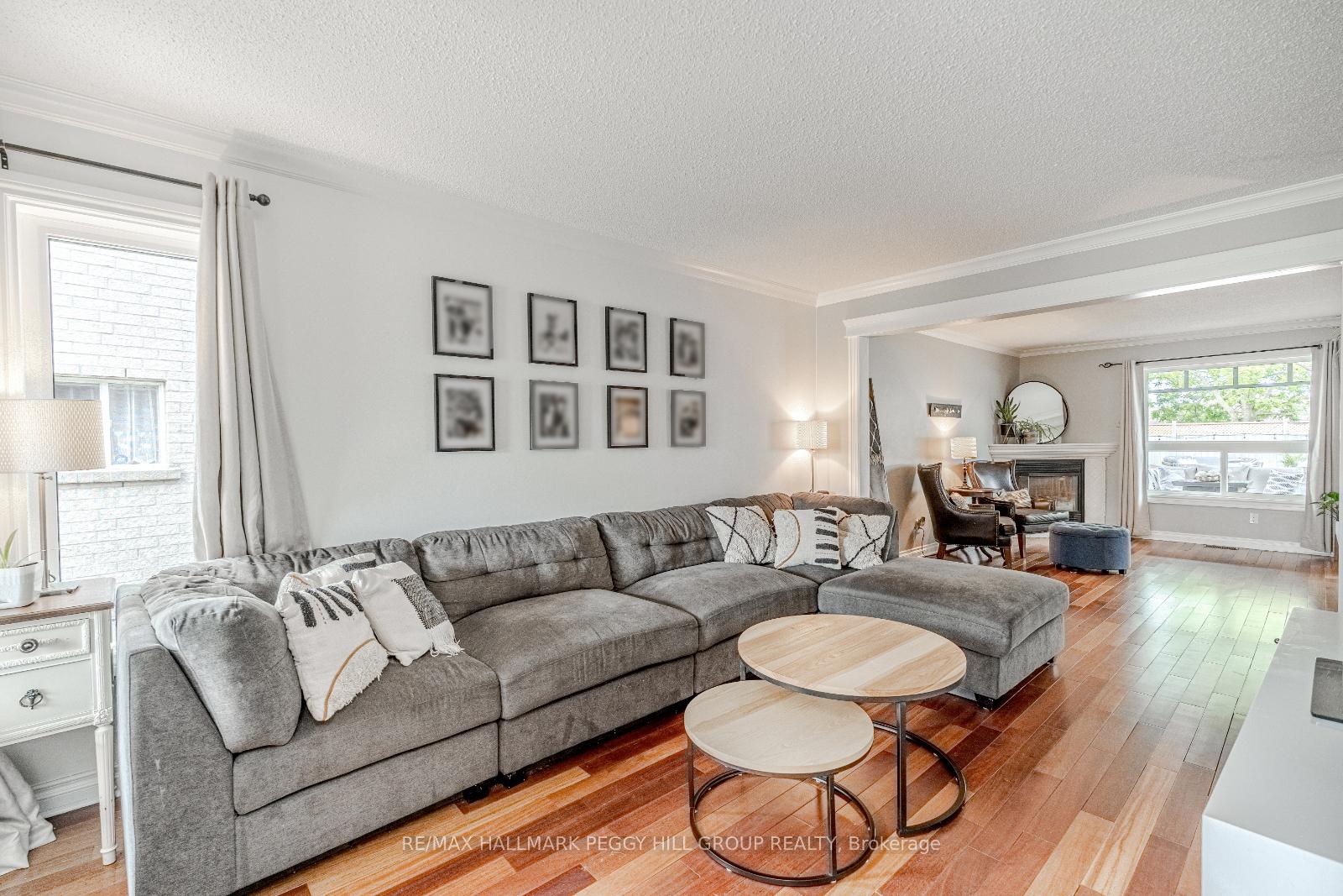 Photo 3 of 70 Girdwood Drive, Barrie, Holly — HOMEH