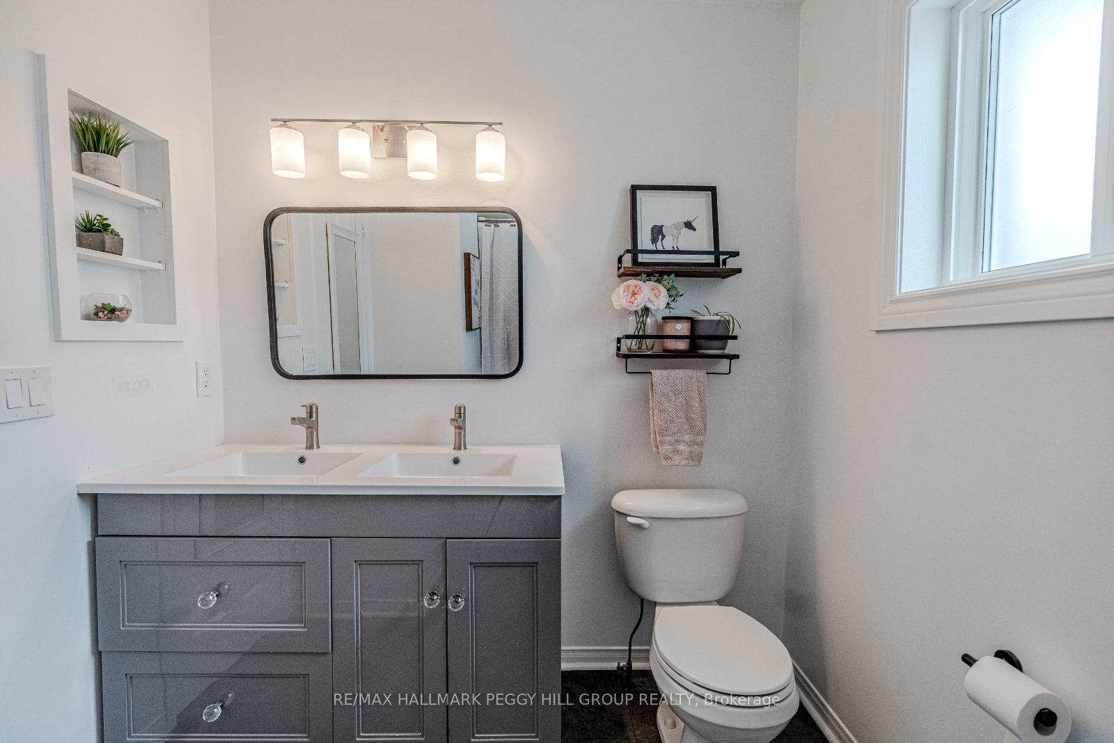 Photo 15 of 70 Girdwood Drive, Barrie, Holly — HOMEH