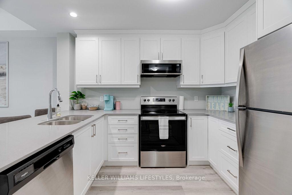 Photo 10 of Unit 301, 100 The Promenade, Central Elgin, Rural Central Elgin — HOMEH