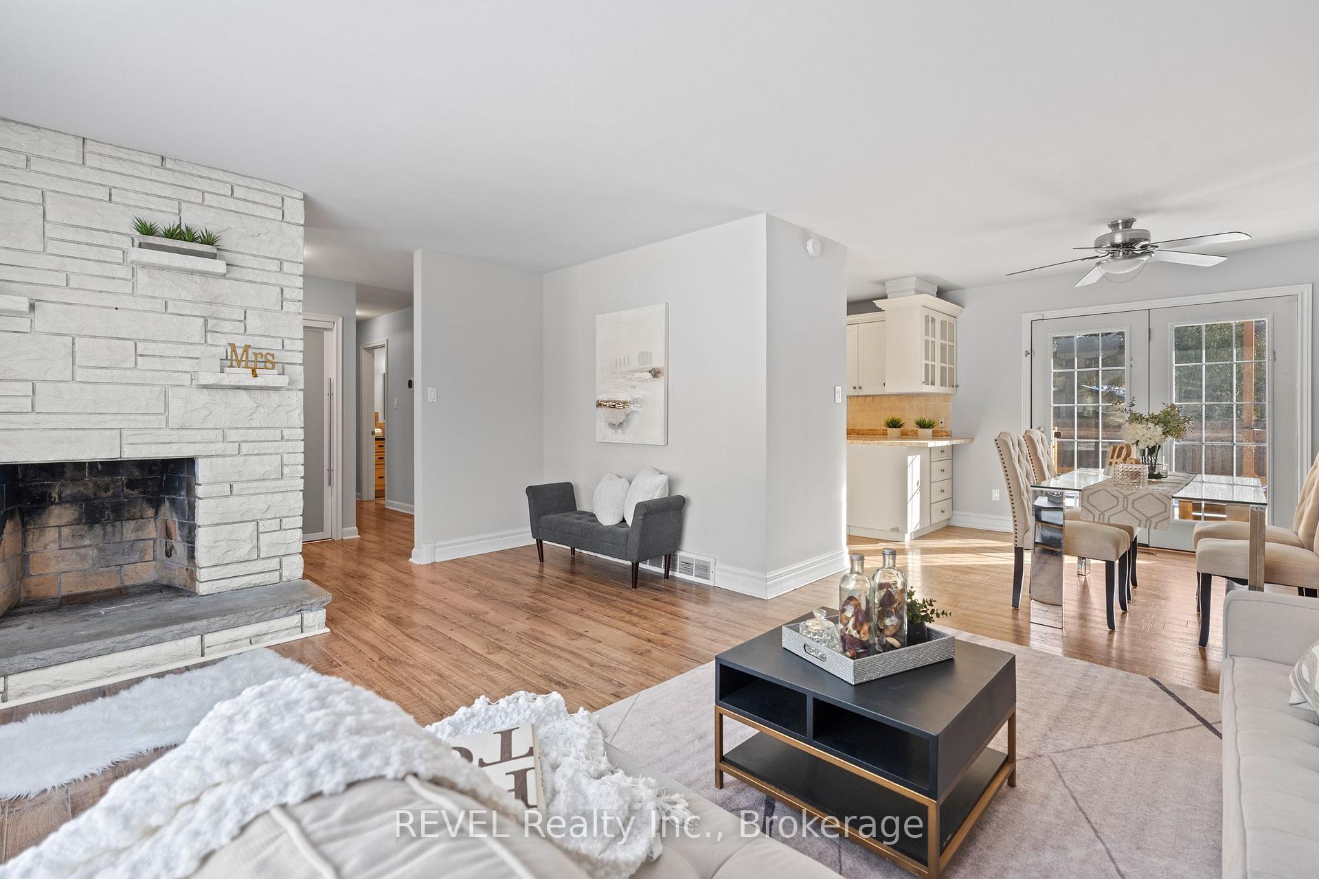 Photo 3 of 4 Lochinvar Drive, St. Catharines, Glendale/Glenridge — HOMEH