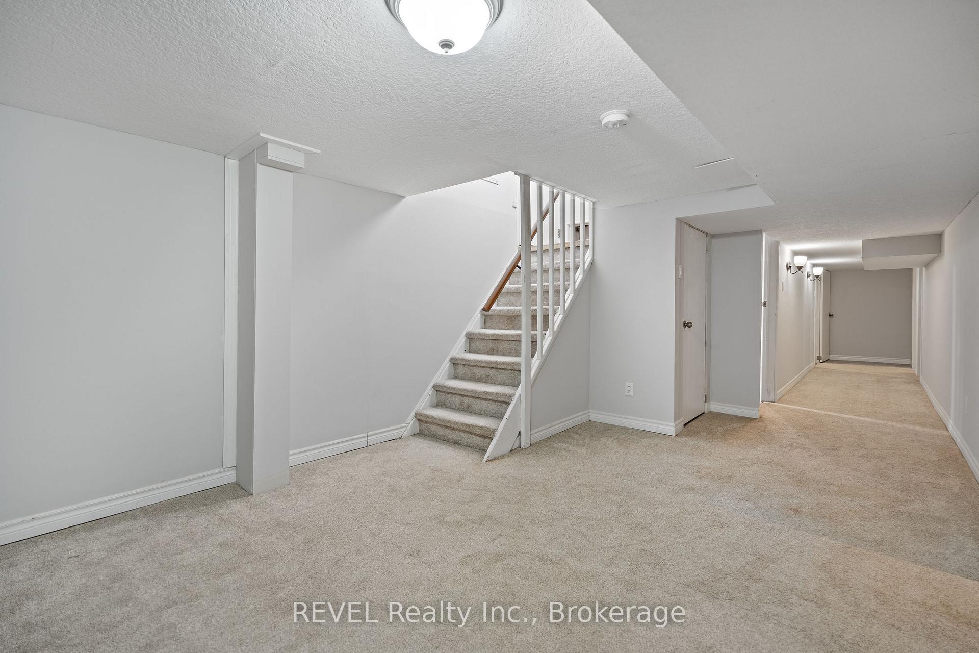 Photo 22 of 4 Lochinvar Drive, St. Catharines, Glendale/Glenridge — HOMEH
