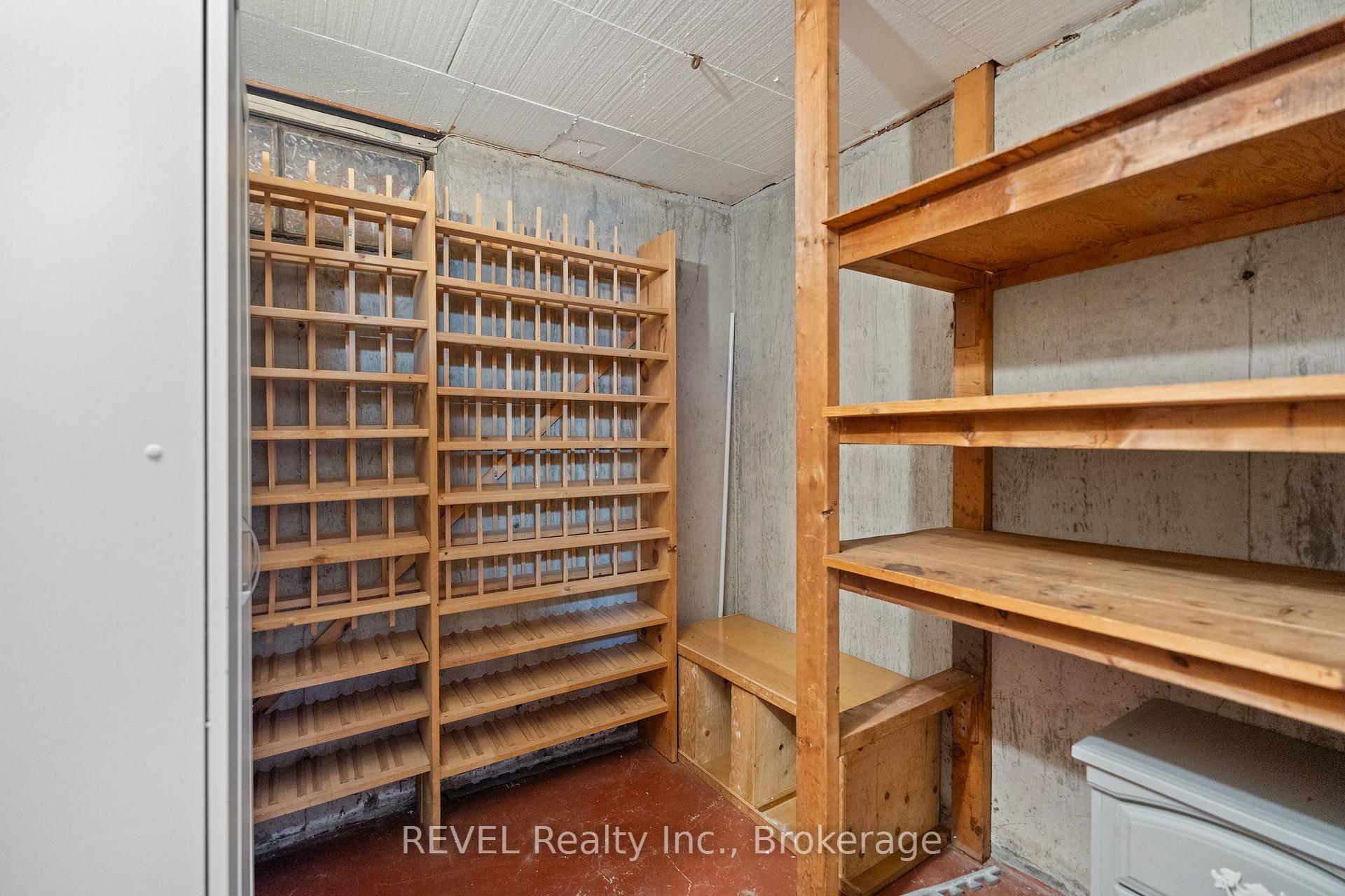 Photo 23 of 4 Lochinvar Drive, St. Catharines, Glendale/Glenridge — HOMEH