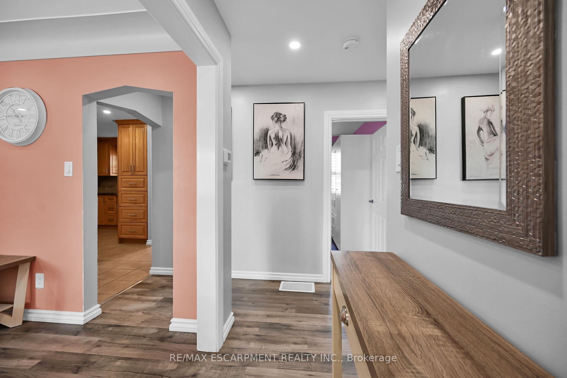 Photo 25 of 221 Gray Road, Hamilton, Stoney Creek — HOMEH