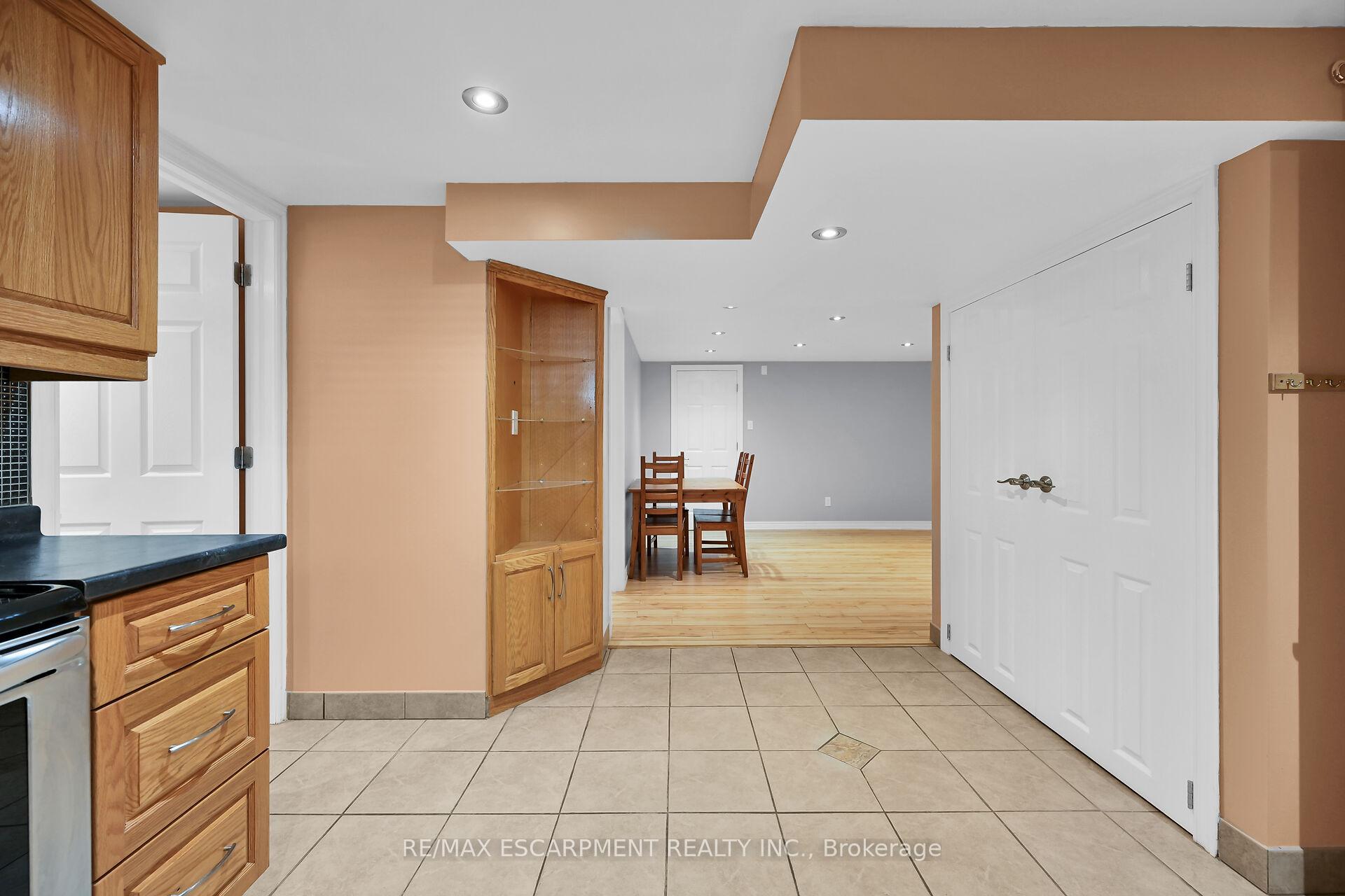 Photo 30 of 221 Gray Road, Hamilton, Stoney Creek — HOMEH