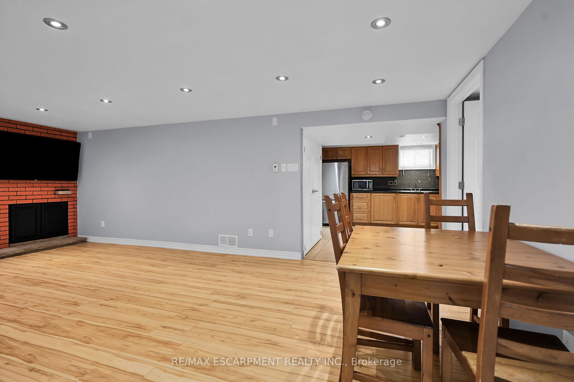 Photo 33 of 221 Gray Road, Hamilton, Stoney Creek — HOMEH