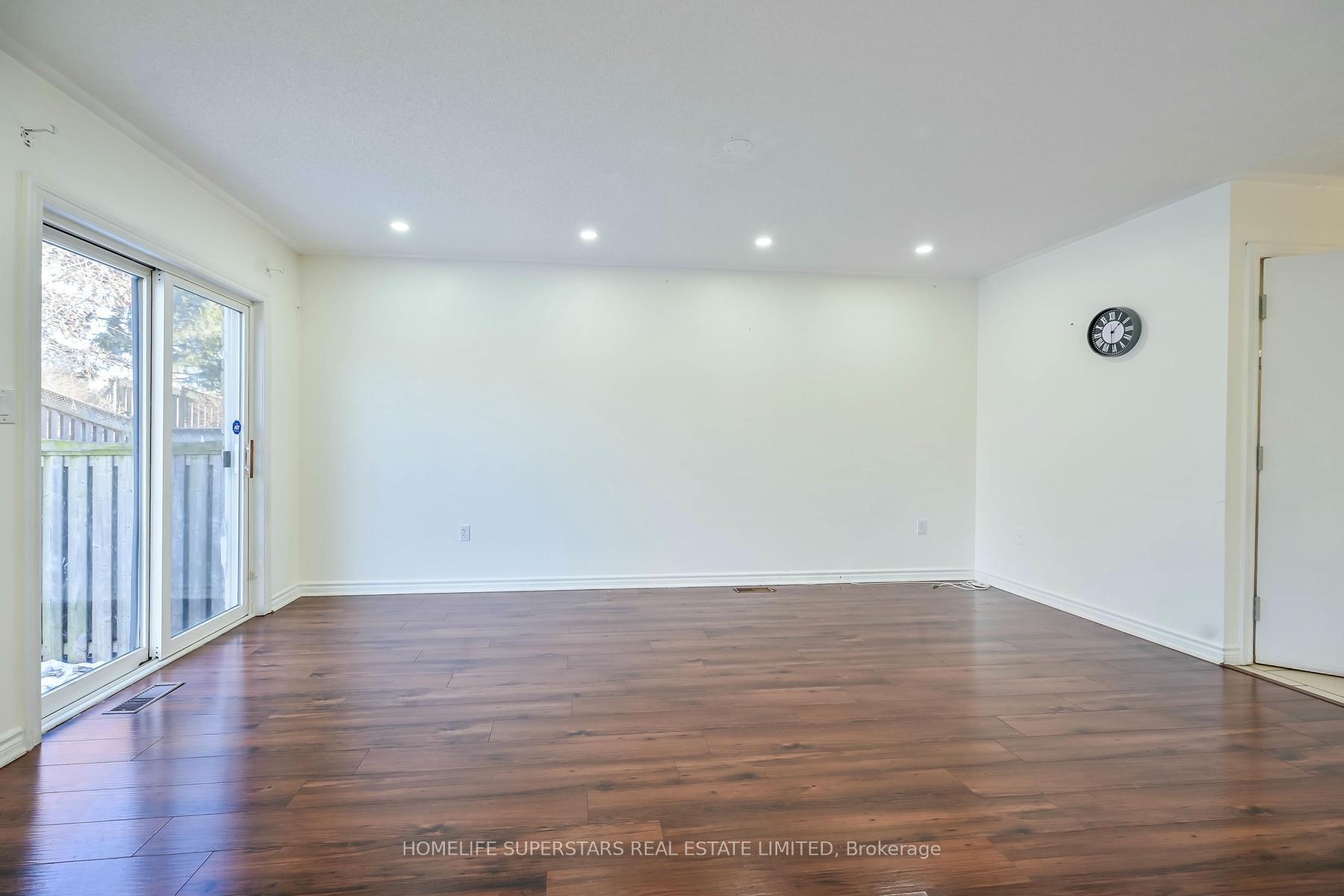 Photo 25 of 59 Kendrick Court, Hamilton, Ancaster — HOMEH