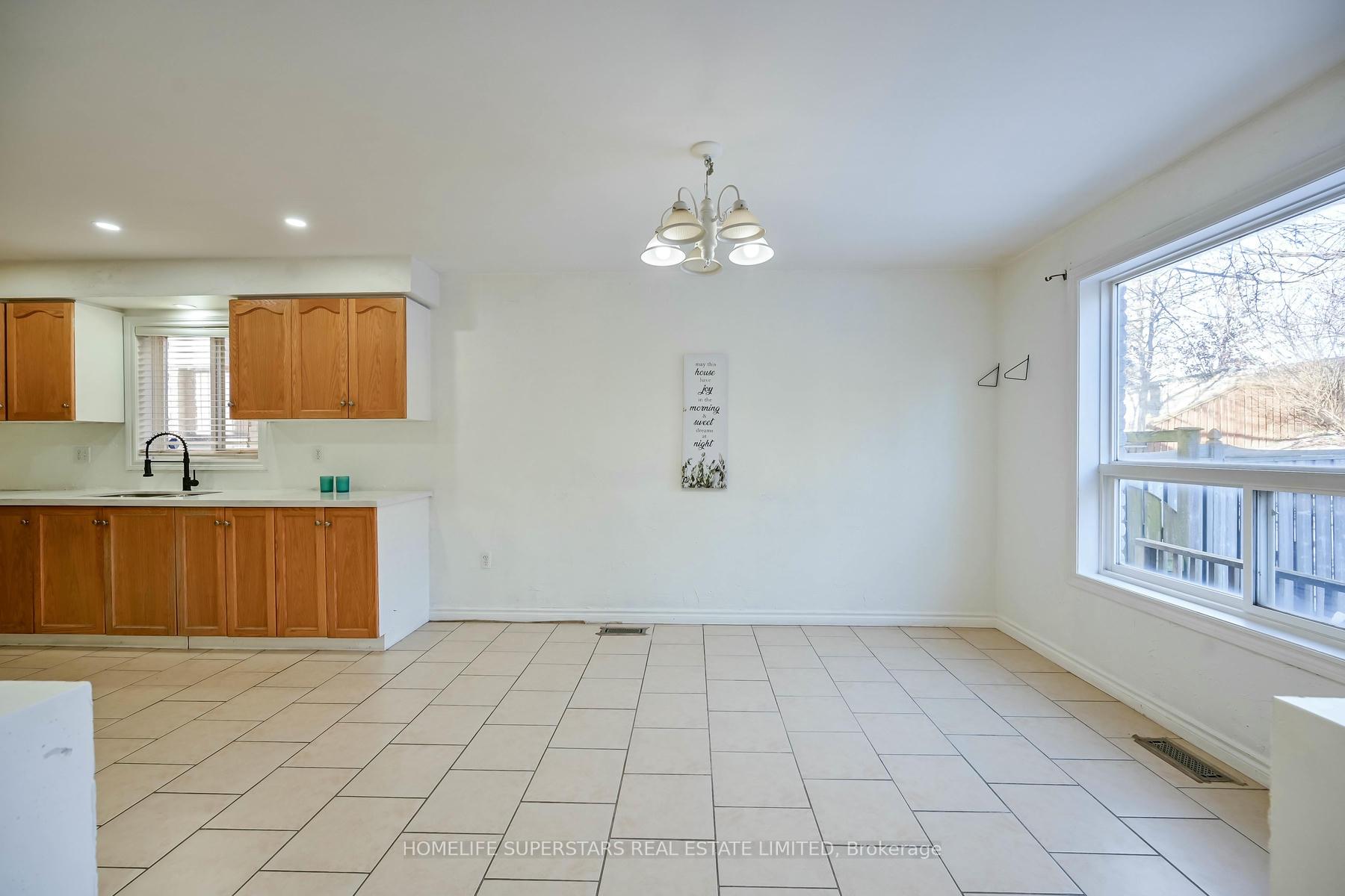 Photo 28 of 59 Kendrick Court, Hamilton, Ancaster — HOMEH