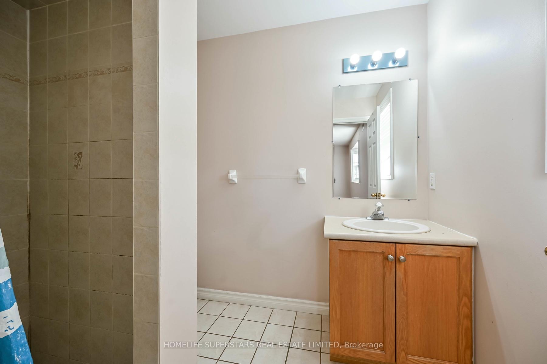 Photo 40 of 59 Kendrick Court, Hamilton, Ancaster — HOMEH