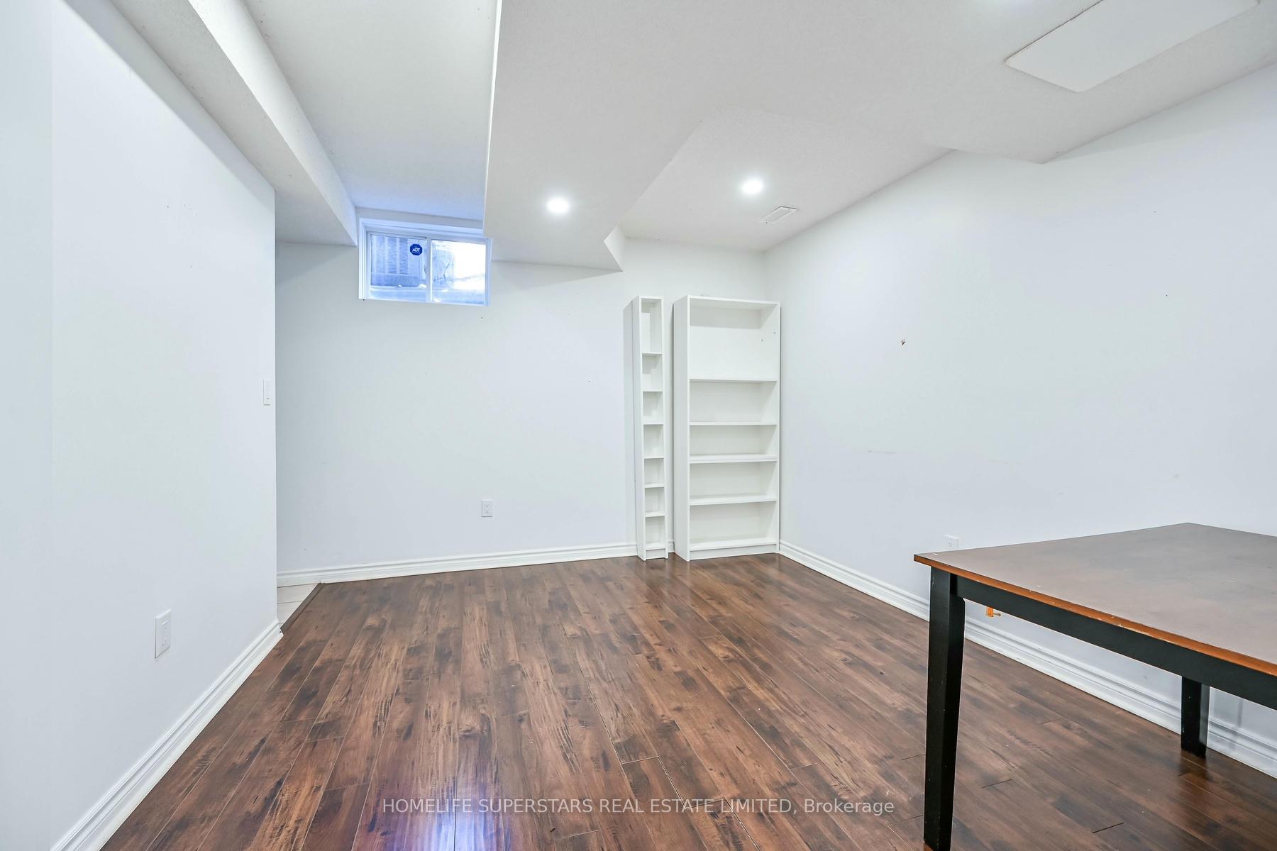 Photo 51 of 59 Kendrick Court, Hamilton, Ancaster — HOMEH