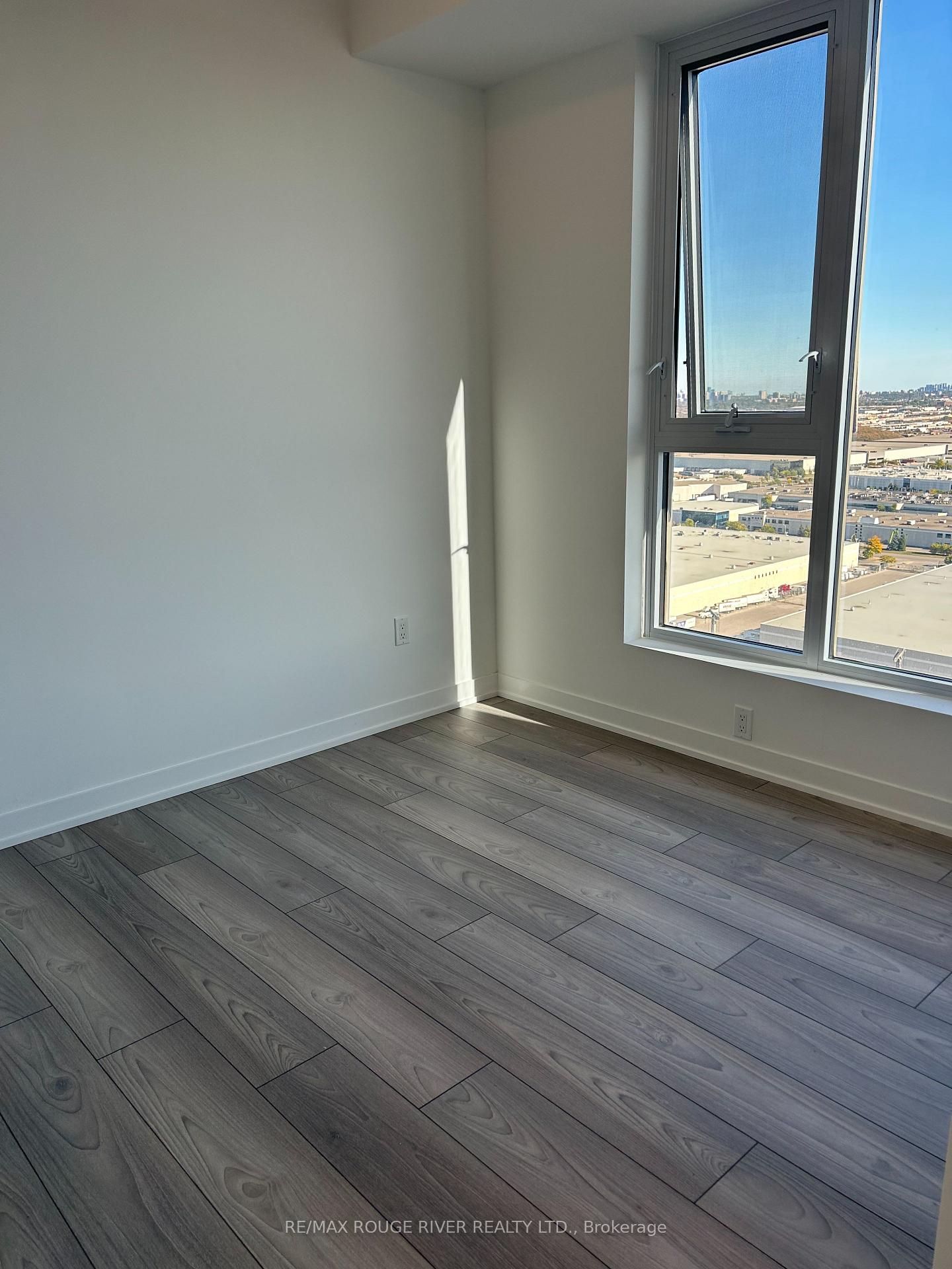 Photo 2 of Unit 2310, 474 Caldari Road, Vaughan, Concord — HOMEH