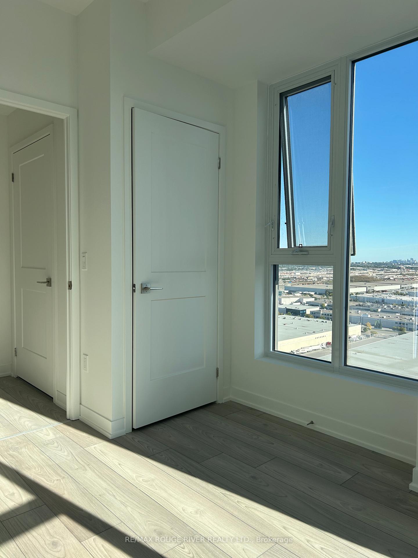 Photo 8 of Unit 2310, 474 Caldari Road, Vaughan, Concord — HOMEH
