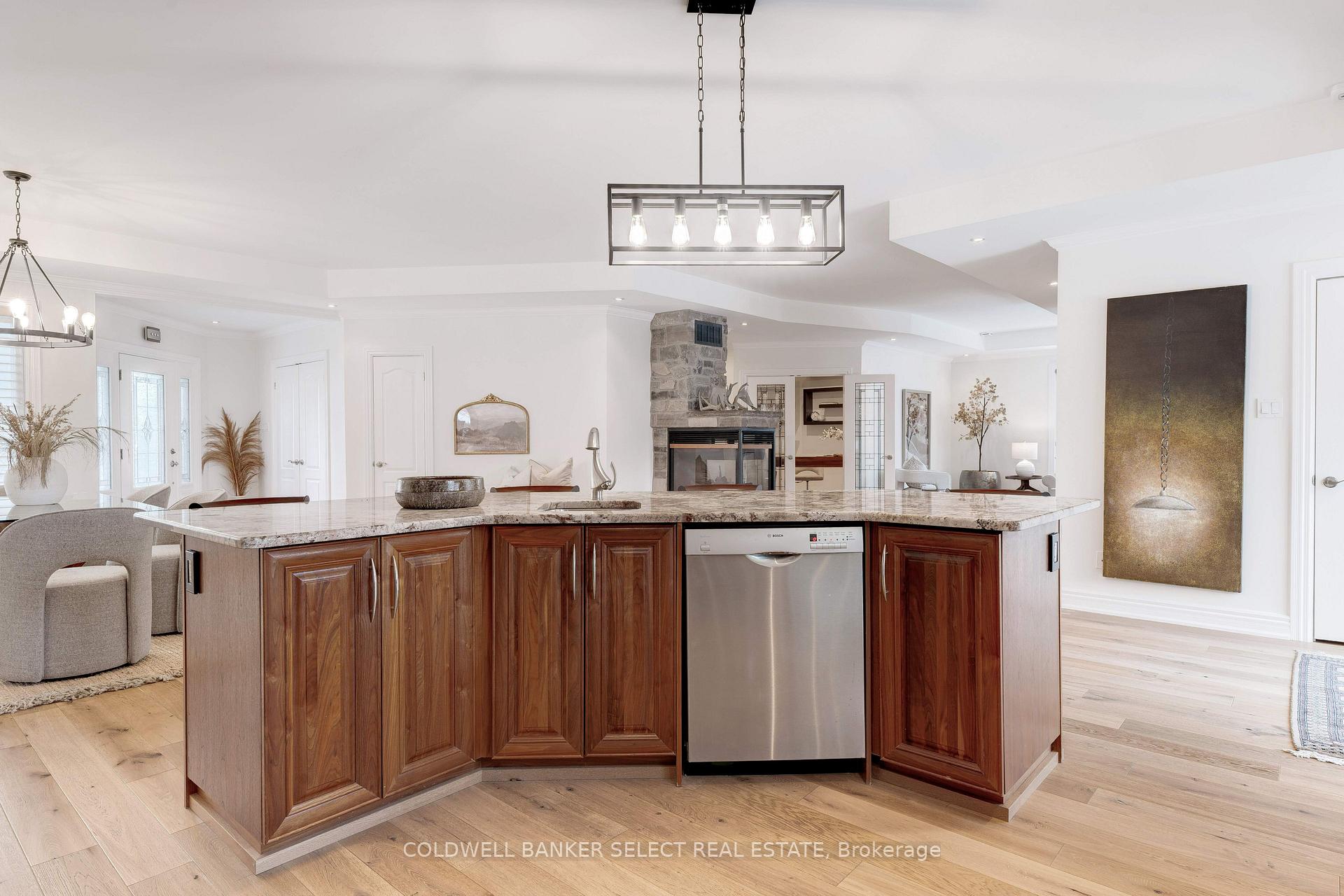 Photo 10 of 767 Alexander Road, Hamilton, Ancaster — HOMEH