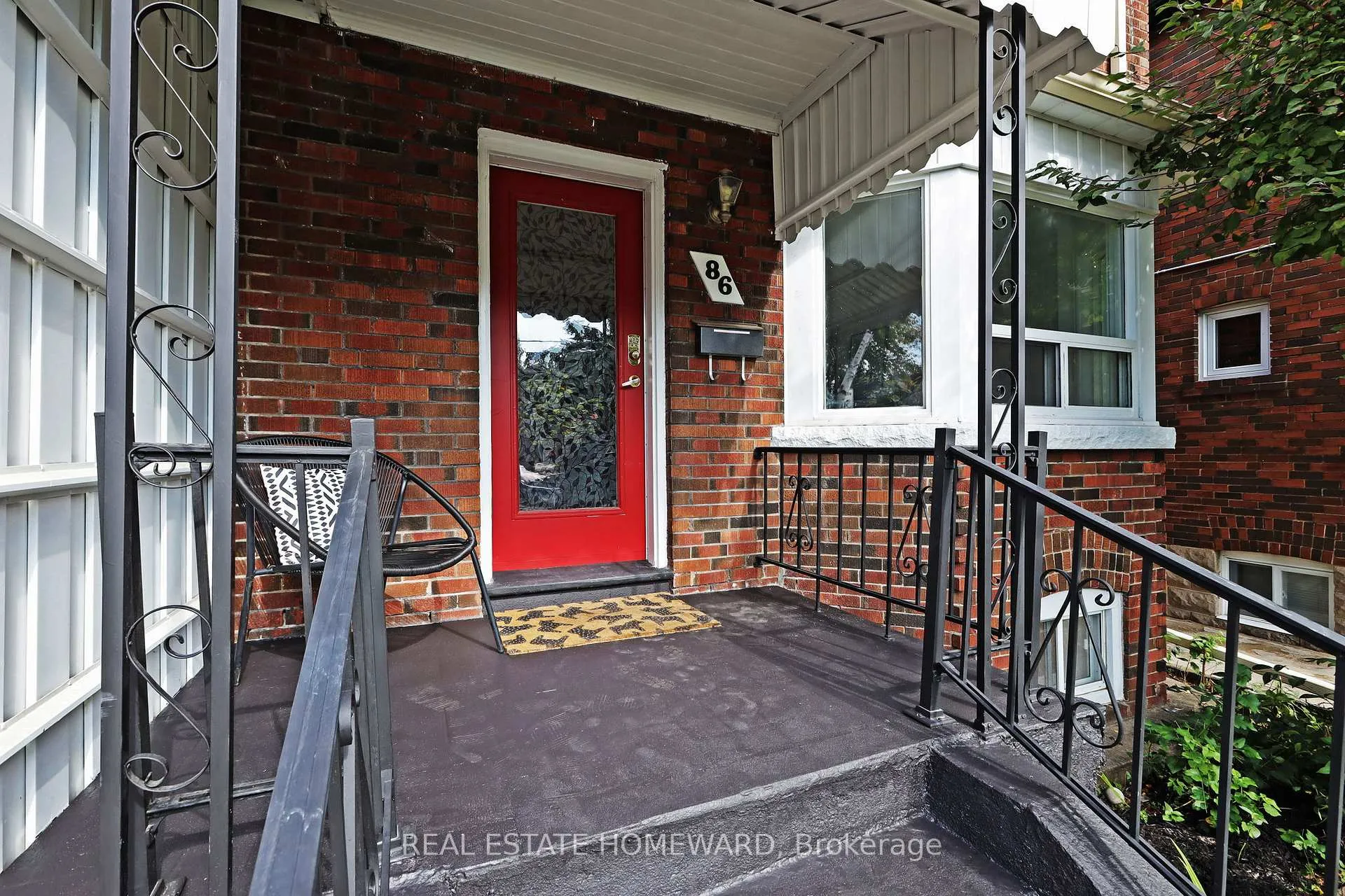 Photo 3 of 86 Floyd Avenue, Toronto, Broadview North — HOMEH