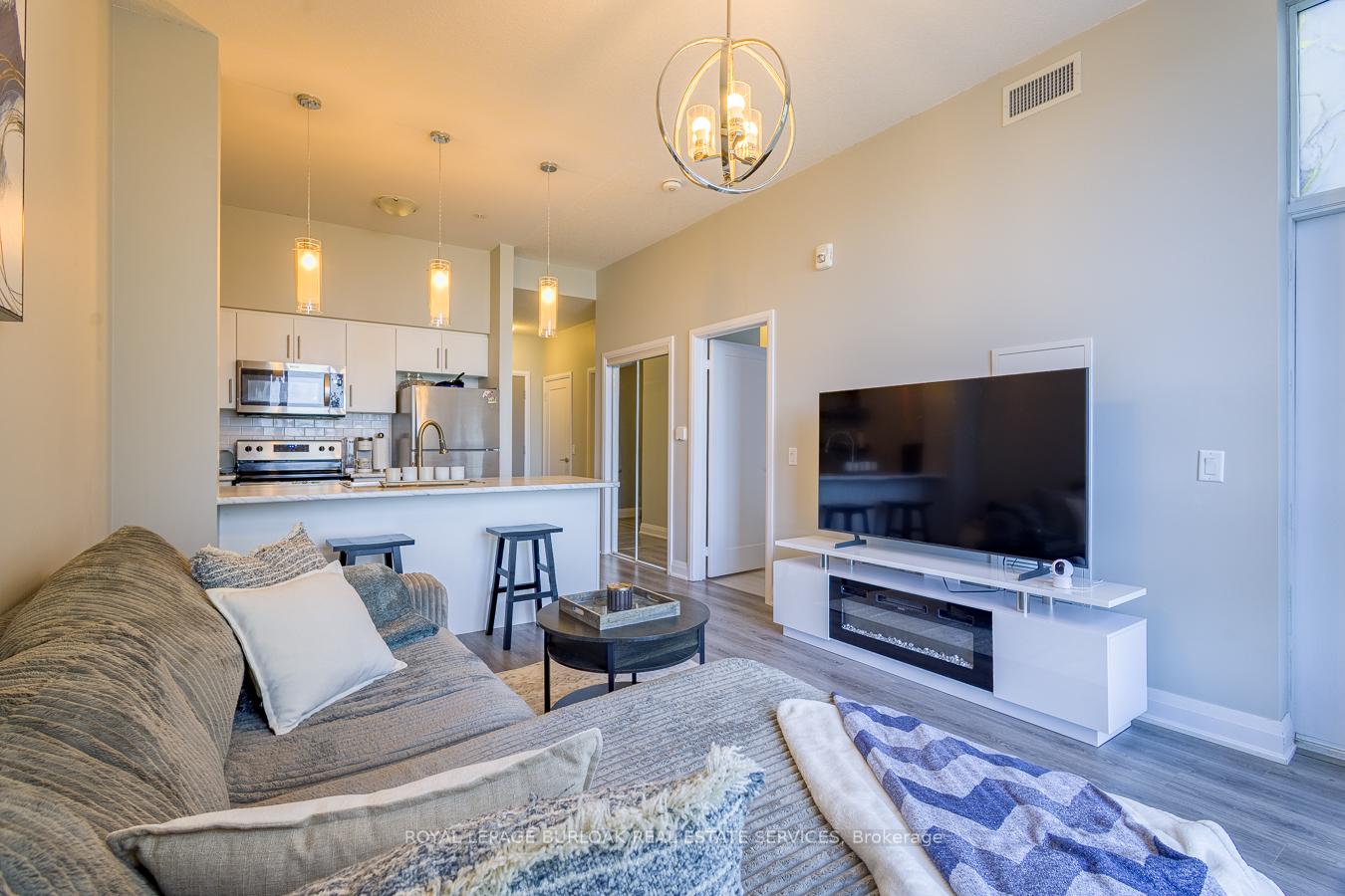 Photo 13 of Unit 627, 16 Concord Place, Grimsby, Grimsby Beach — HOMEH
