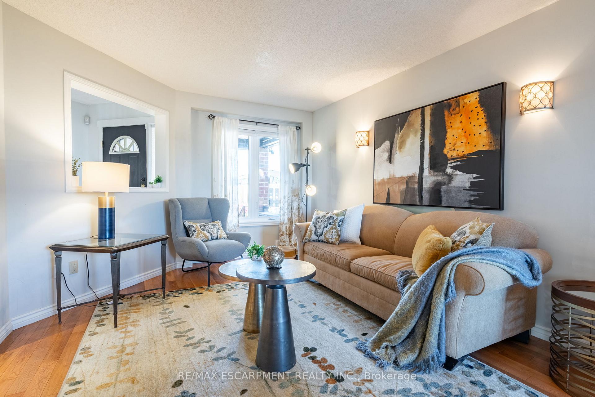 Photo 9 of 138 Beaverbrook Avenue, Hamilton, Broughton — HOMEH