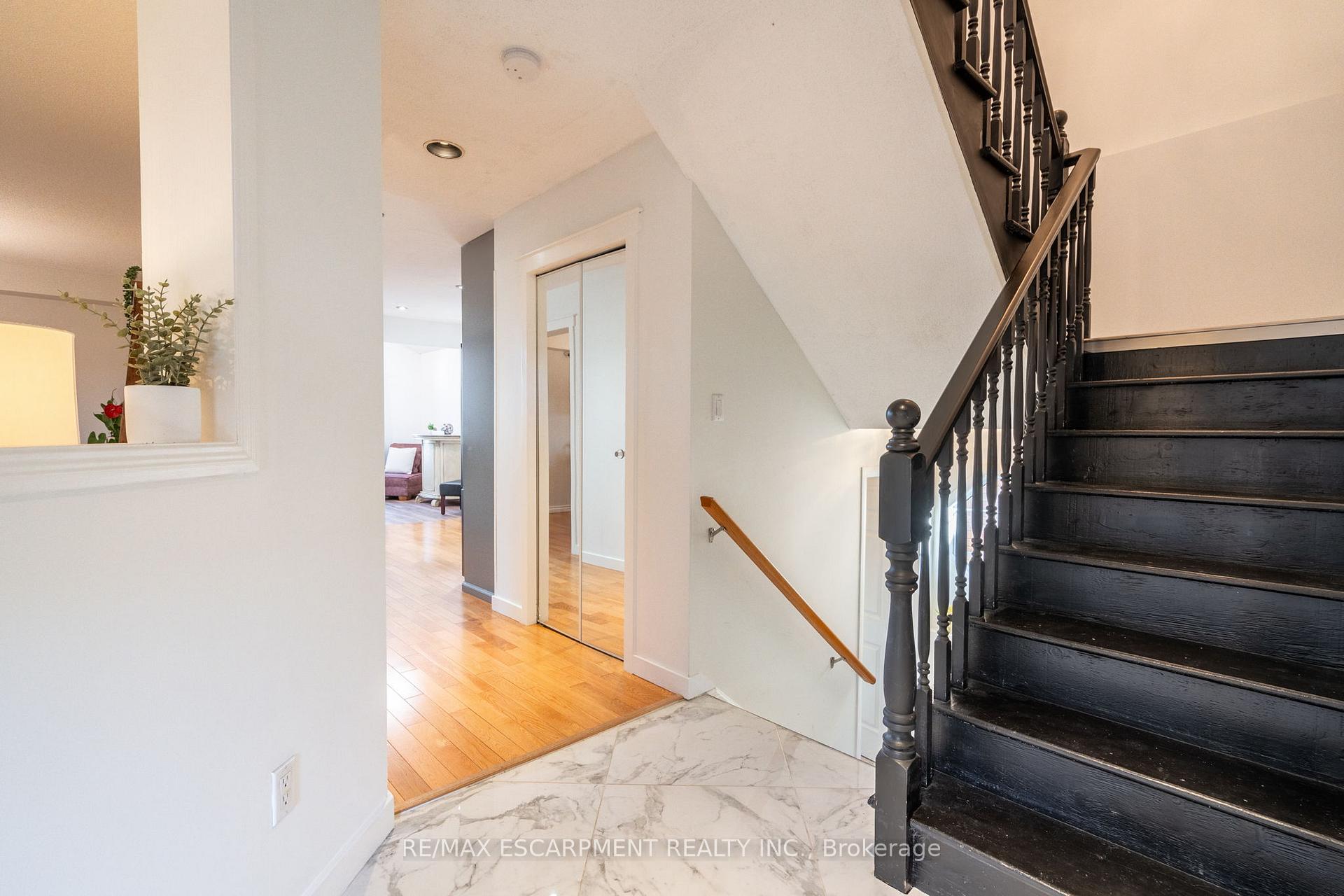 Photo 20 of 138 Beaverbrook Avenue, Hamilton, Broughton — HOMEH