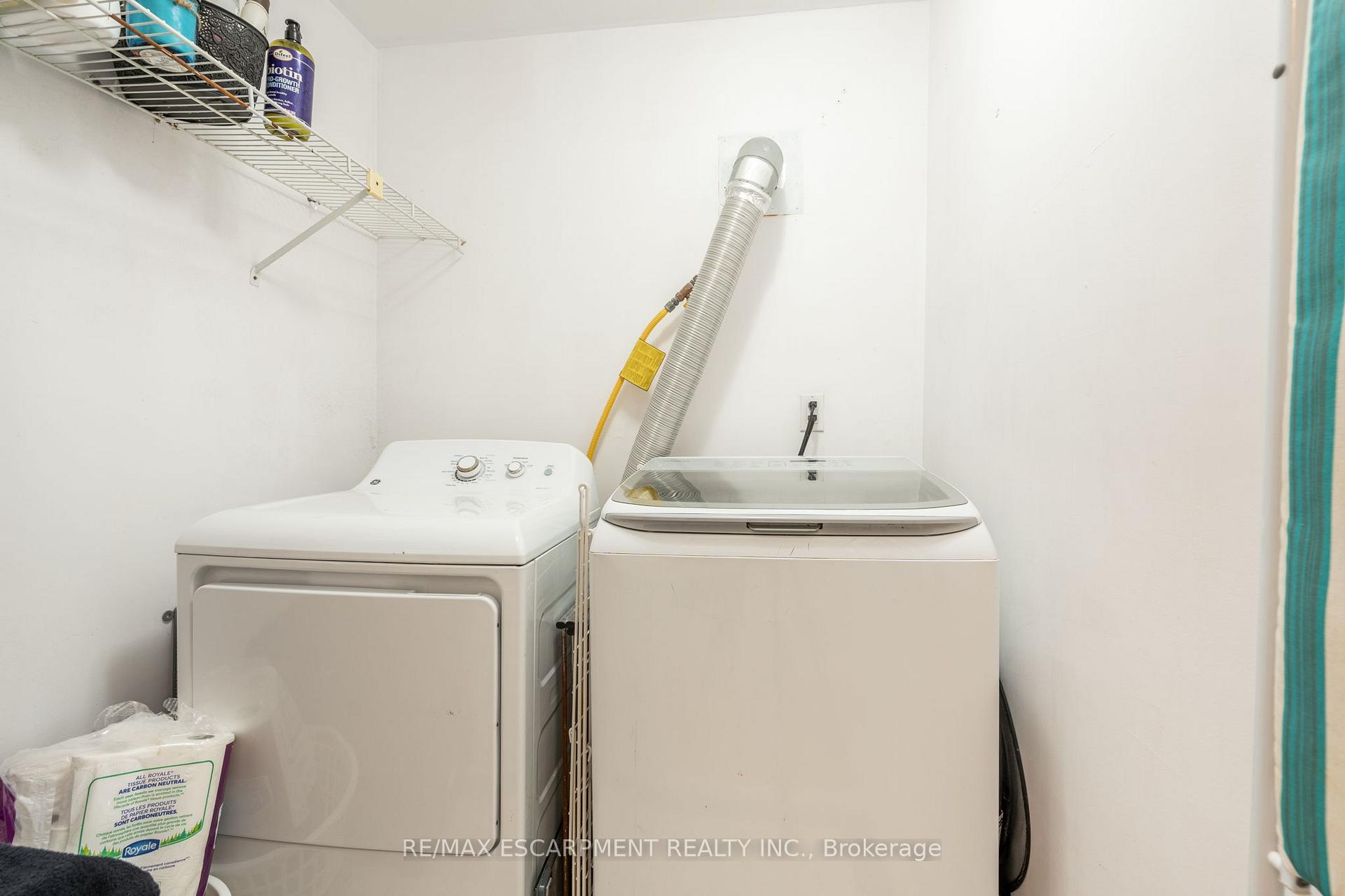 Photo 25 of 138 Beaverbrook Avenue, Hamilton, Broughton — HOMEH