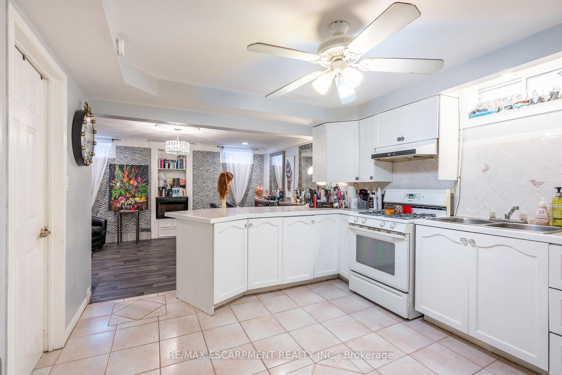 Photo 31 of 138 Beaverbrook Avenue, Hamilton, Broughton — HOMEH