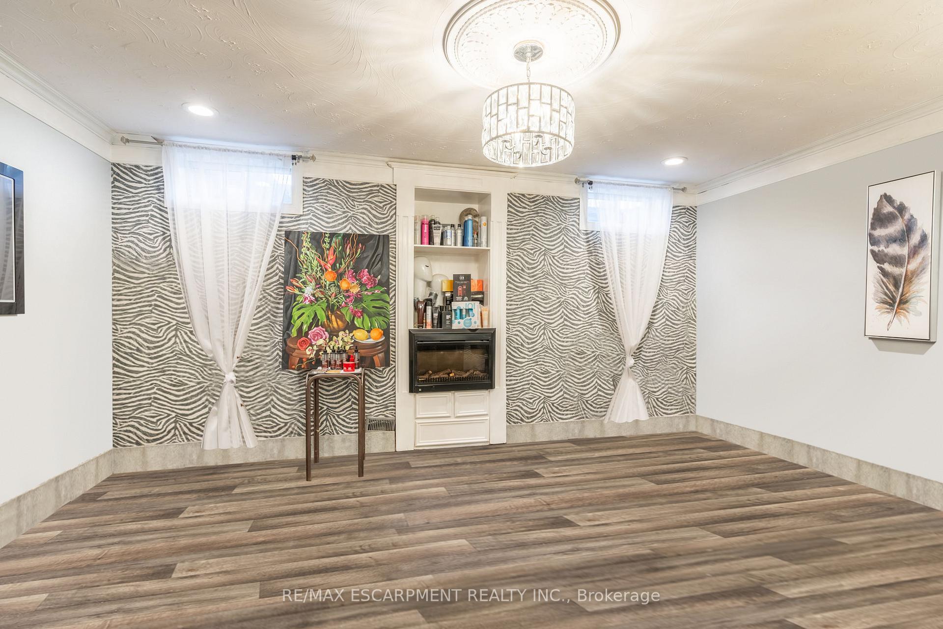 Photo 33 of 138 Beaverbrook Avenue, Hamilton, Broughton — HOMEH