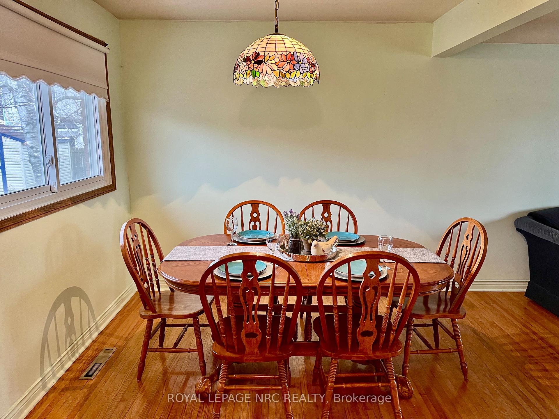 Photo 14 of 22 Rosemount Avenue, St. Catharines, Vine/Linwell — HOMEH