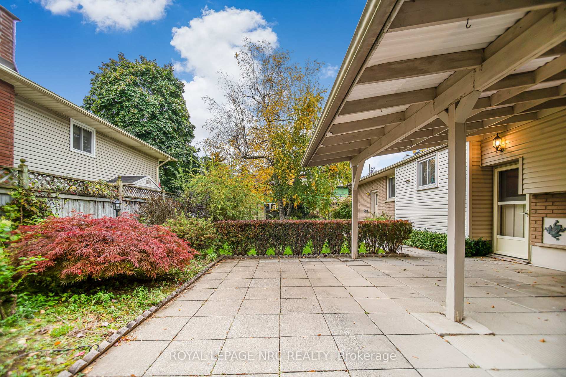 Photo 30 of 22 Rosemount Avenue, St. Catharines, Vine/Linwell — HOMEH
