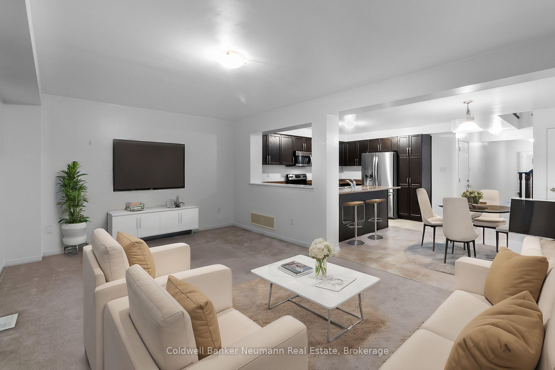 Front of Unit 107, 1035 Victoria Road S