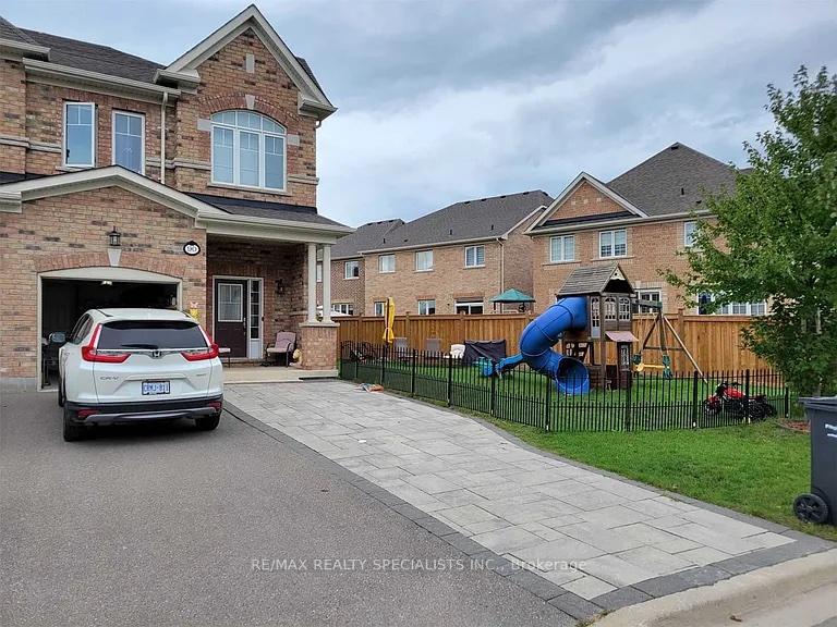 Photo 1 of Unit Main & Upp, 90 Tundra Road, Caledon, Rural Caledon — HOMEH