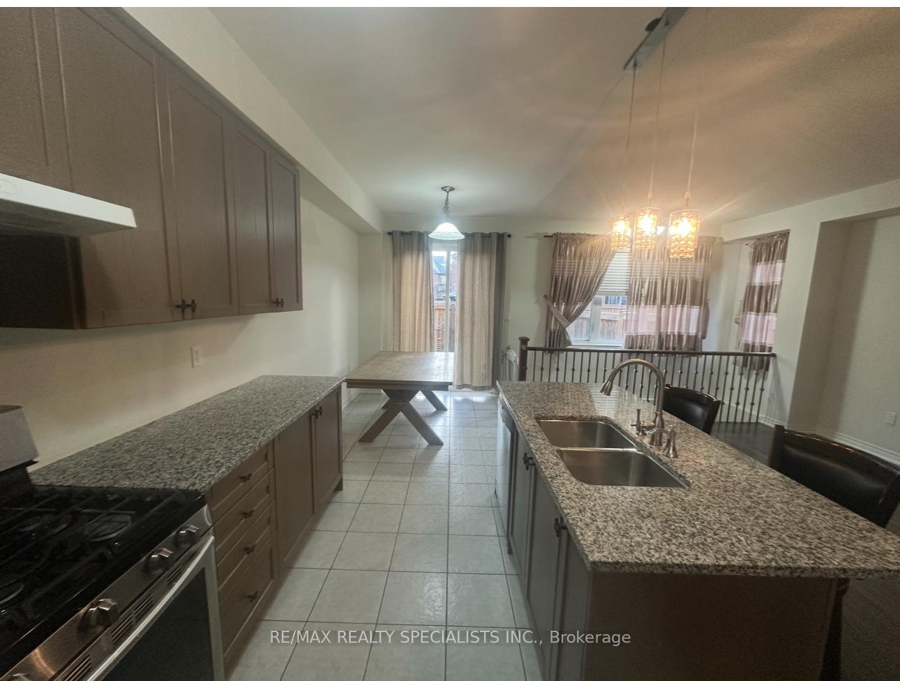 Photo 10 of Unit Main & Upp, 90 Tundra Road, Caledon, Rural Caledon — HOMEH