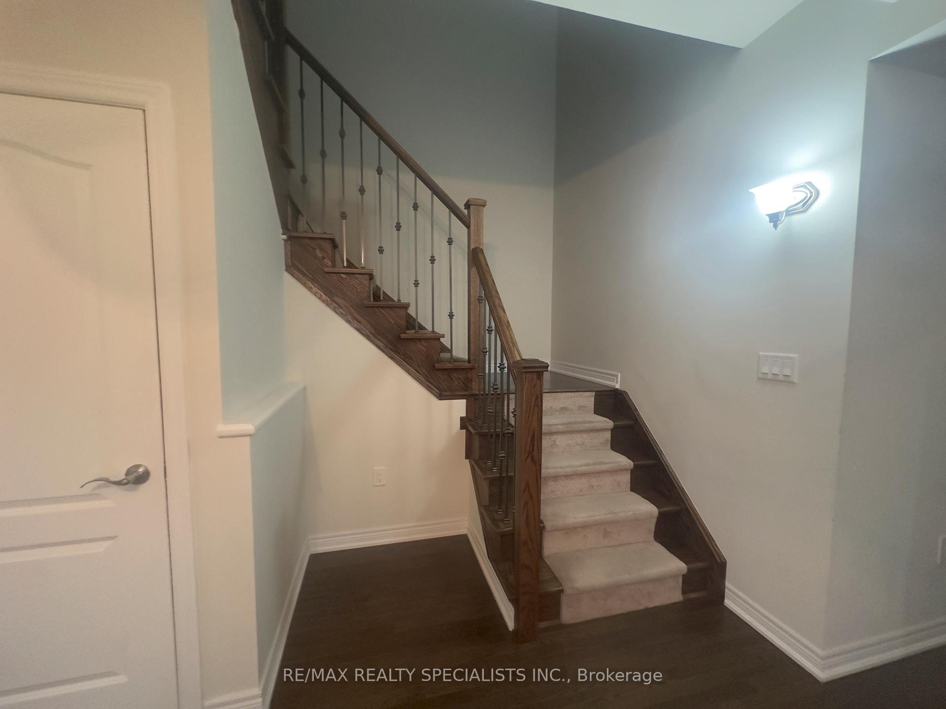 Photo 16 of Unit Main & Upp, 90 Tundra Road, Caledon, Rural Caledon — HOMEH
