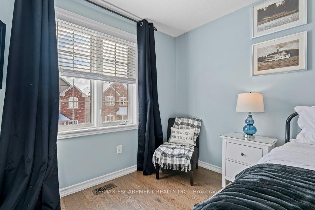 Photo 33 of Unit 25, 54 Nisbet Boulevard, Hamilton, Waterdown — HOMEH