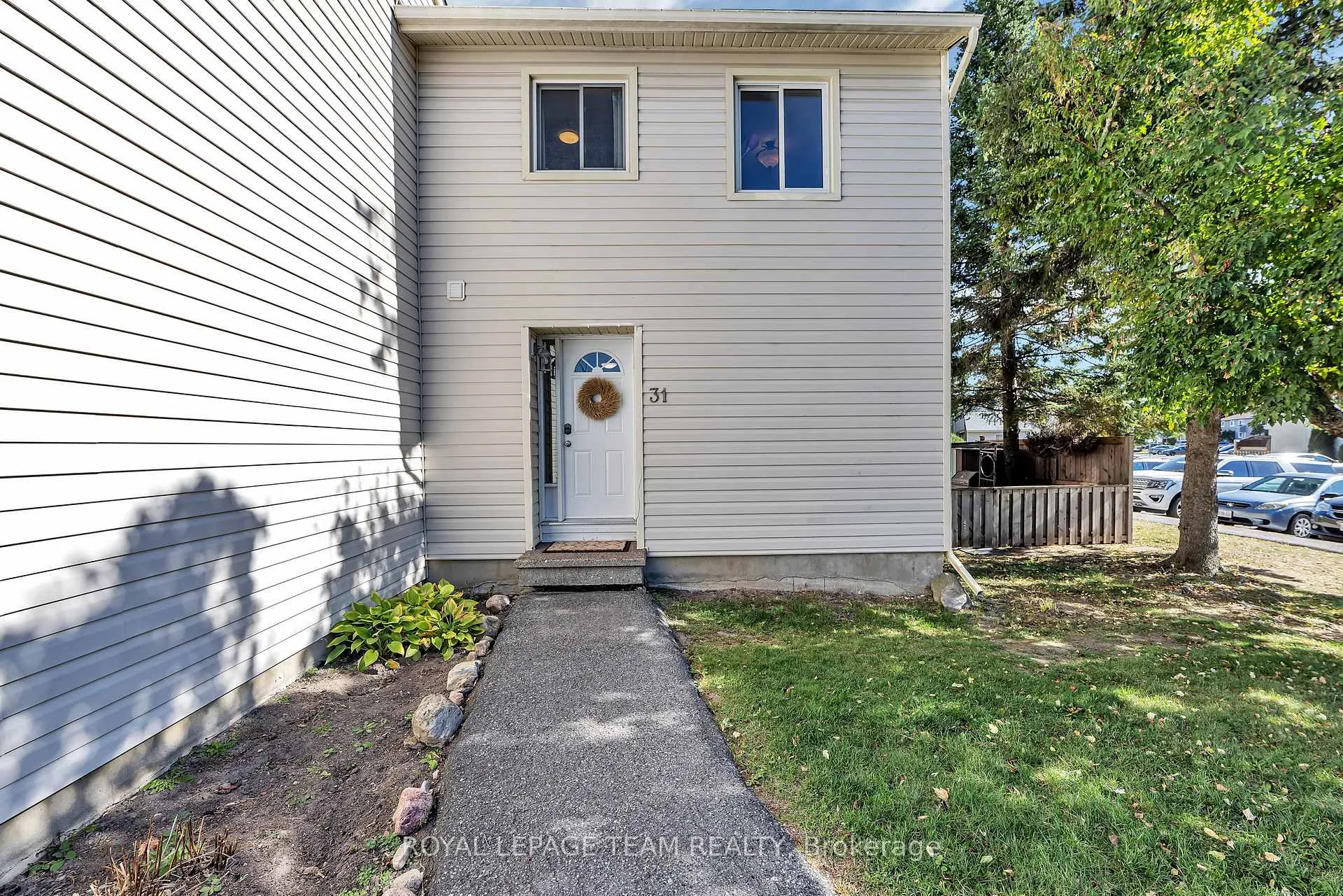 Photo 4 of Unit 10, 31 Malvern Drive, Ottawa, Barrhaven - Pheasant Run — HOMEH