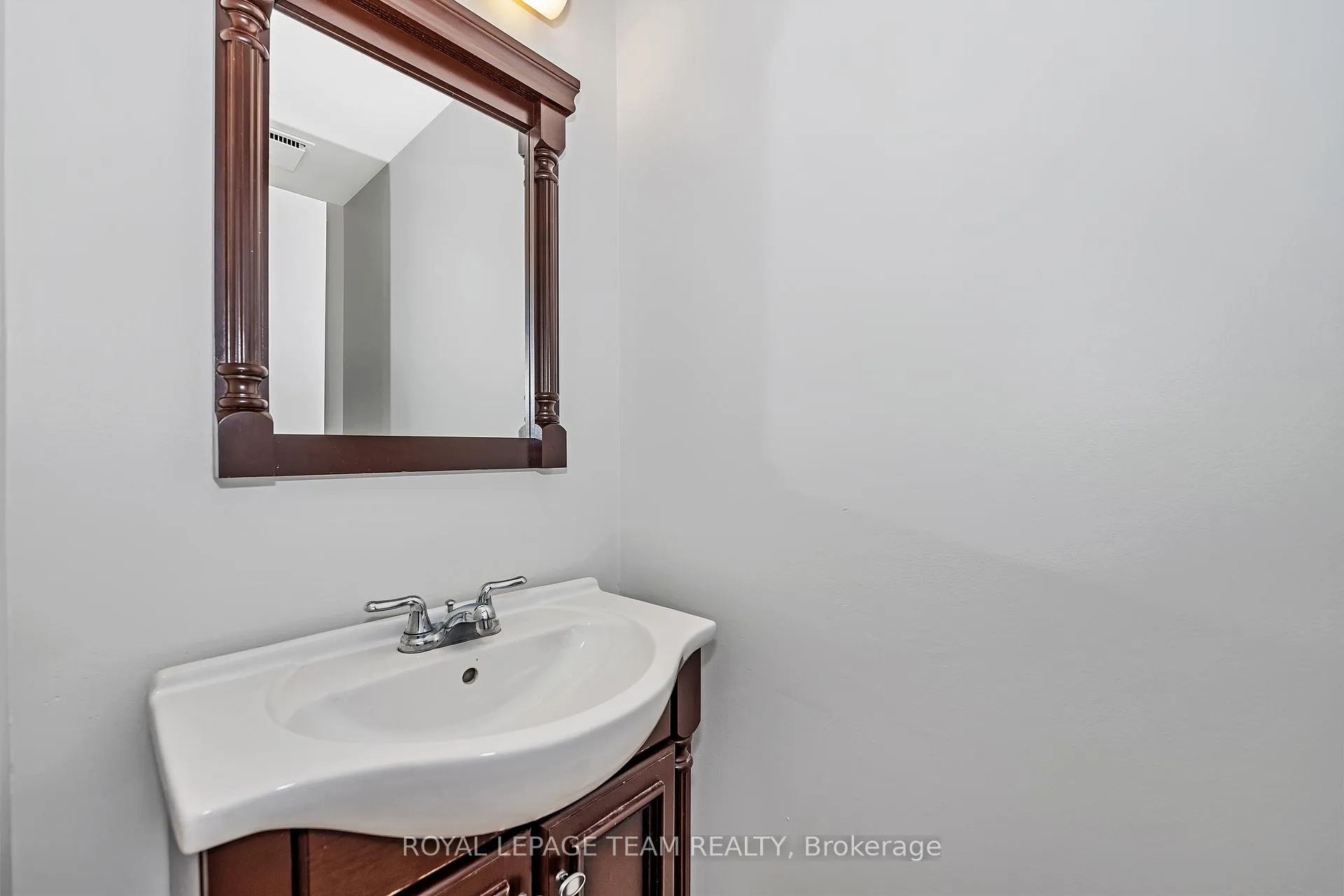 Photo 8 of Unit 10, 31 Malvern Drive, Ottawa, Barrhaven - Pheasant Run — HOMEH